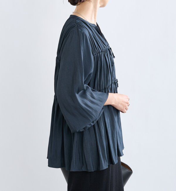  「【2WAY仕様】ギャザーストリングツイルブラウス」|シャツ・ブラウス|