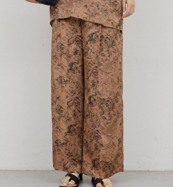  「【セットアップ対応】ボタニカルサテンスラックス」|チノ|