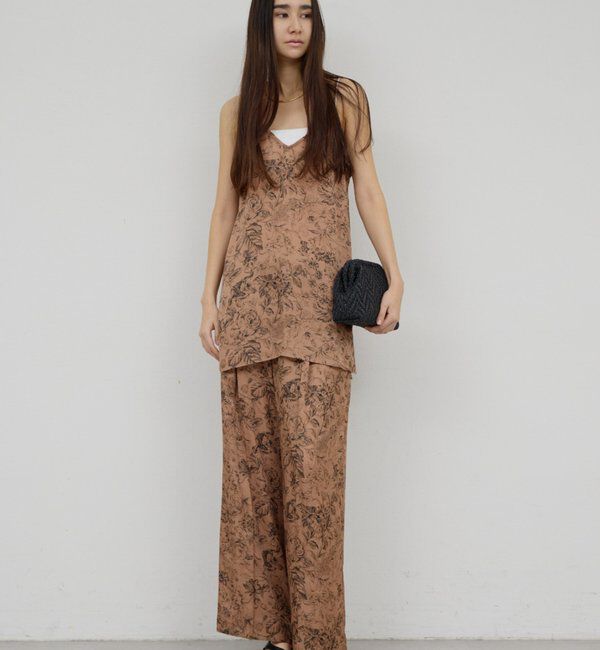  「【セットアップ対応】ボタニカルサテンスラックス」|チノ|