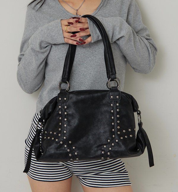  「STUDDED SHOULDER BAG/スタッズショルダーバッグ」|トートバッグ|ブラック