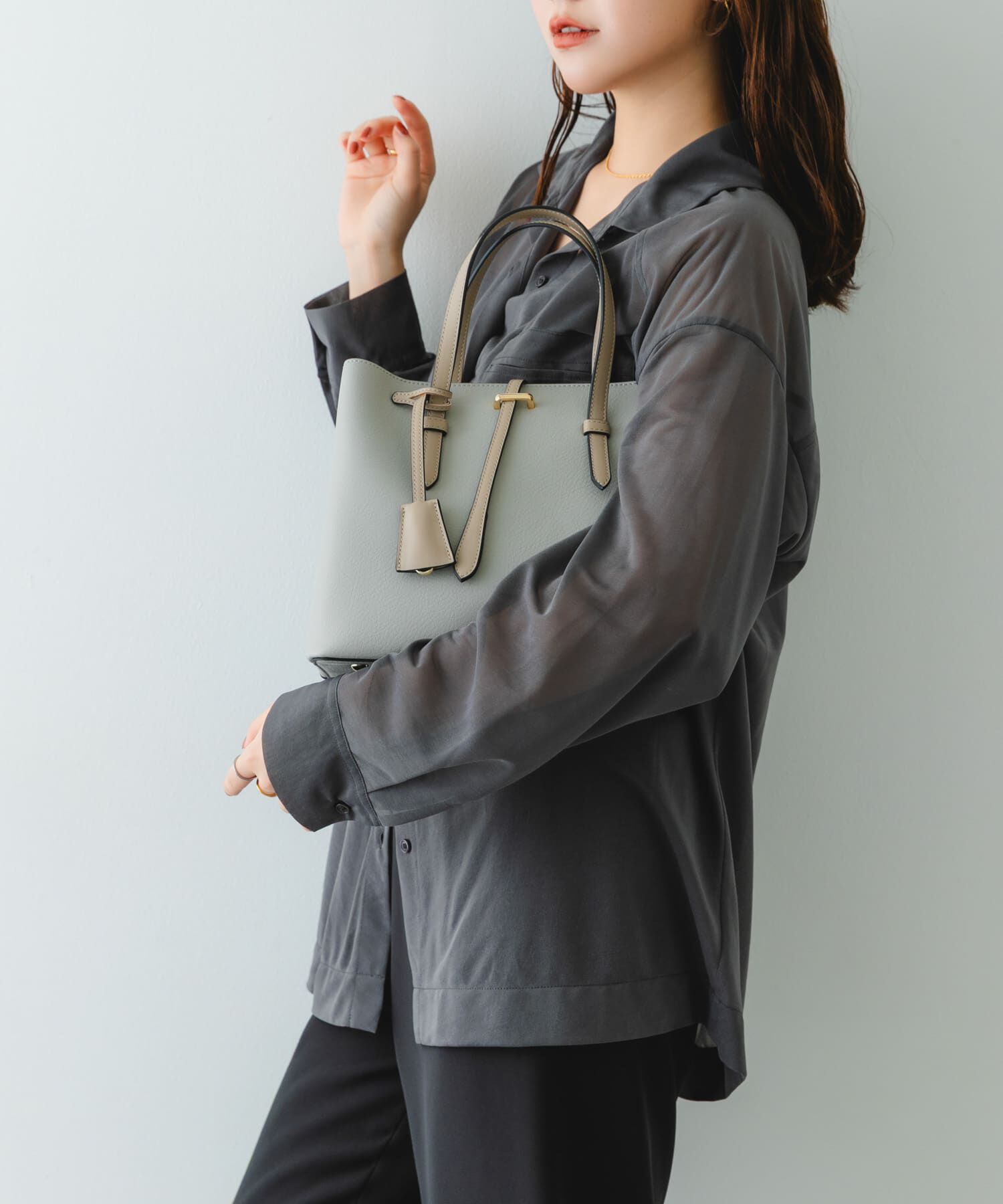 RODE SKO「チャーム付ミドルバッグ『Msize』」|トートバッグ|