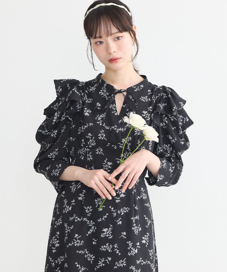 earth music&ecology「ラッフルショルダーフラワーワンピース」|ワンピース|