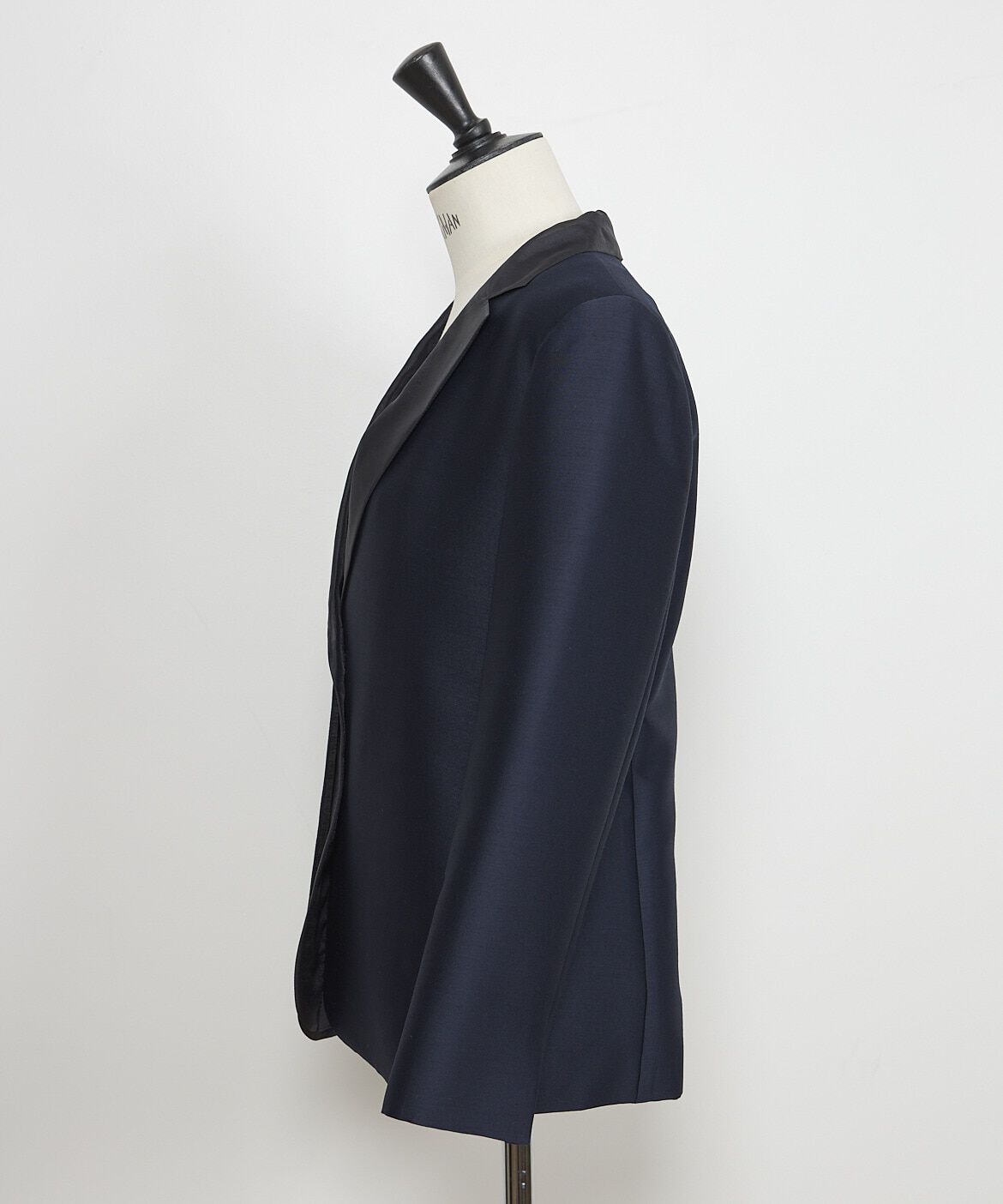 INED「《大きいｻｲｽﾞ》ｼﾙｸｳｰﾙ替衿ﾀｷｼｰﾄﾞｼﾞｬｹｯﾄ《la veille 」|テーラードジャケット|