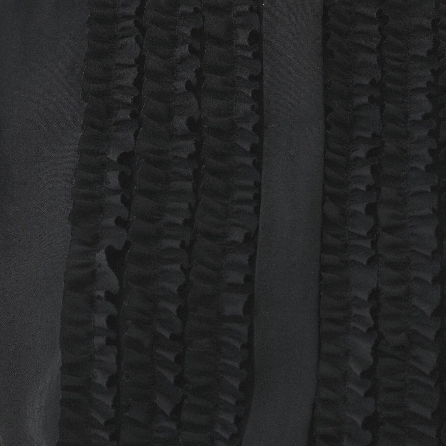 UNTITLED「【華やか／夏ブラウス】半袖フリルブラウス」|シャツ・ブラウス|