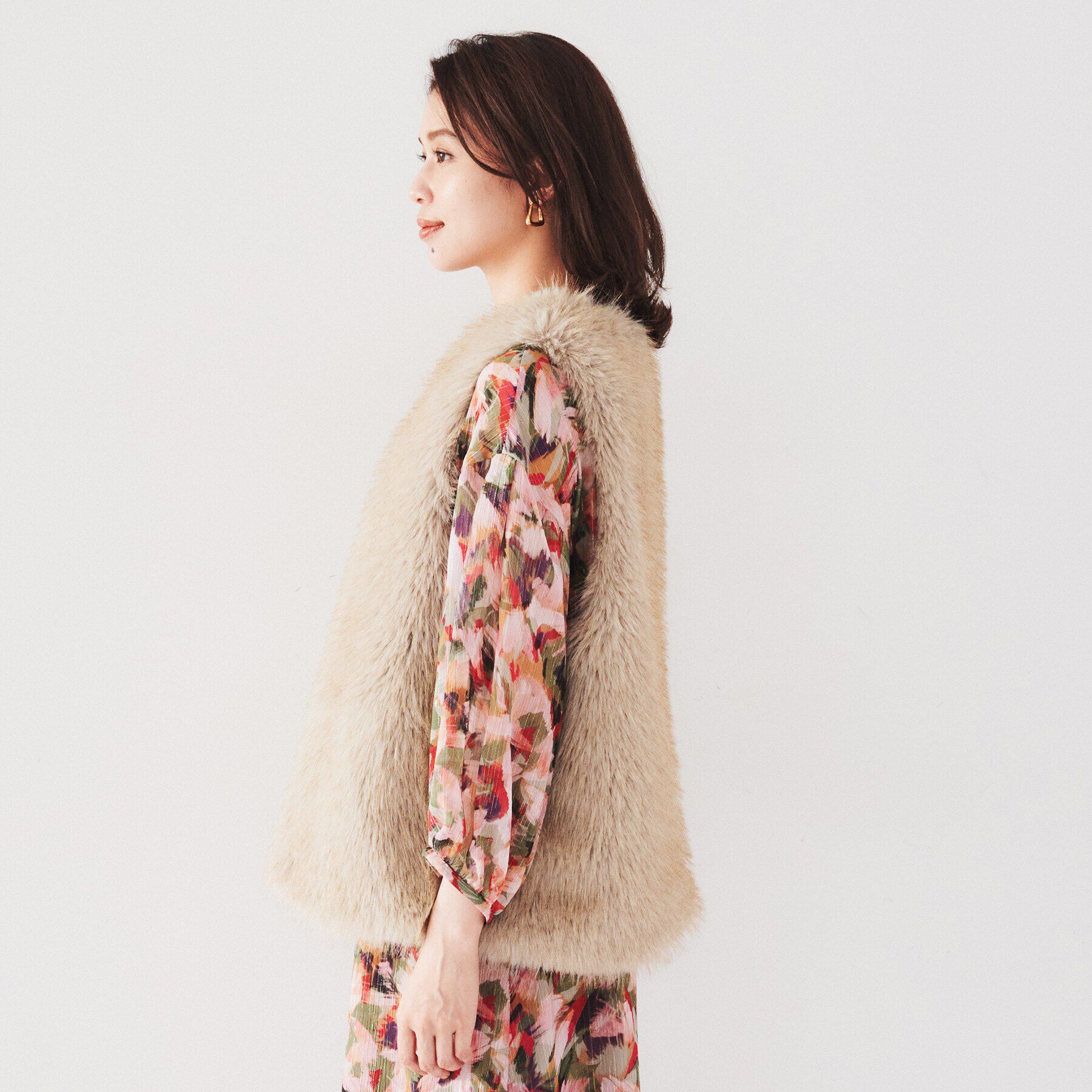 UNTITLED「【トレンド/モード】フェイクファーベスト」|ベスト・ジレ|