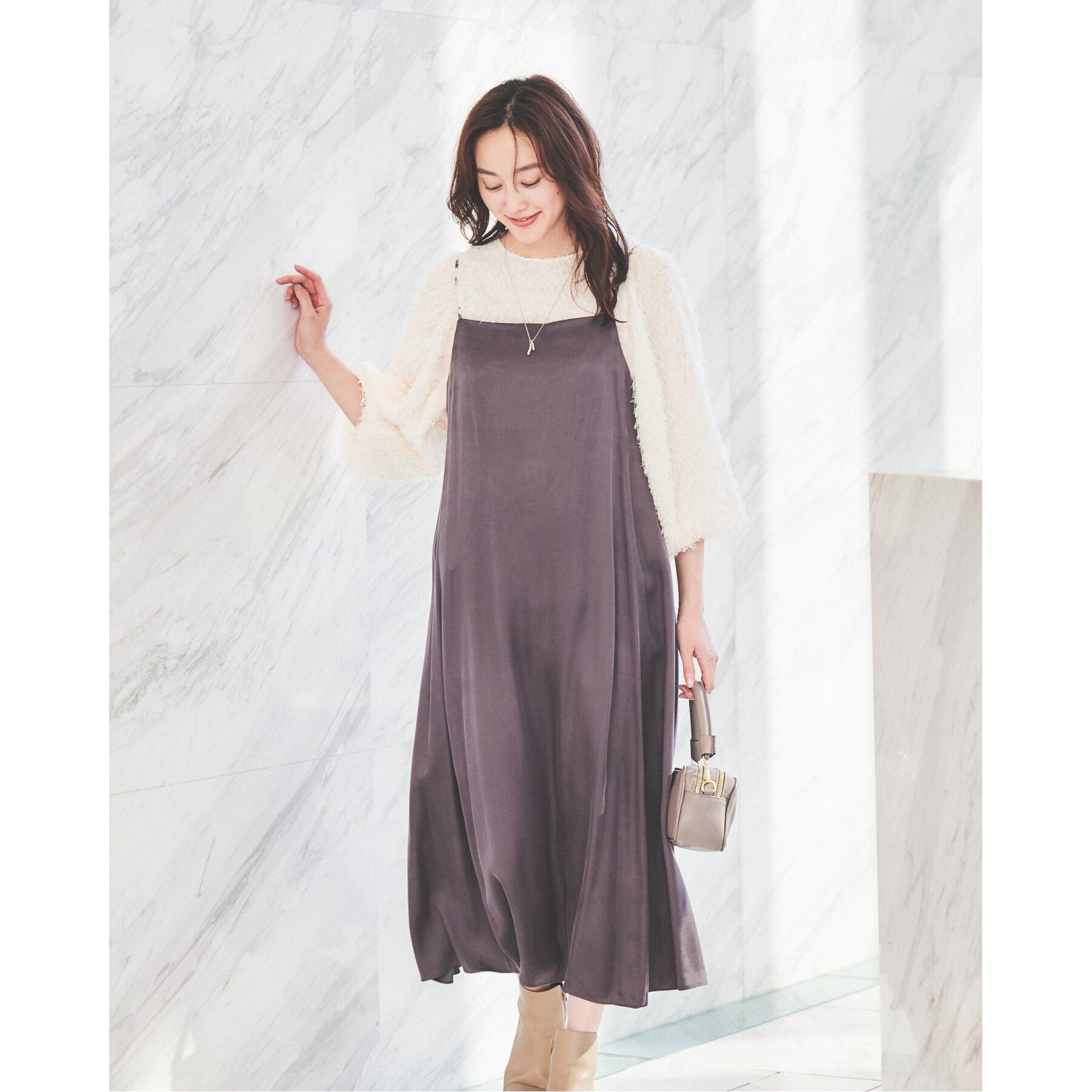 UNTITLED「【着丈調節可能】フィブリルサテン キャミワンピース」|ワンピース|