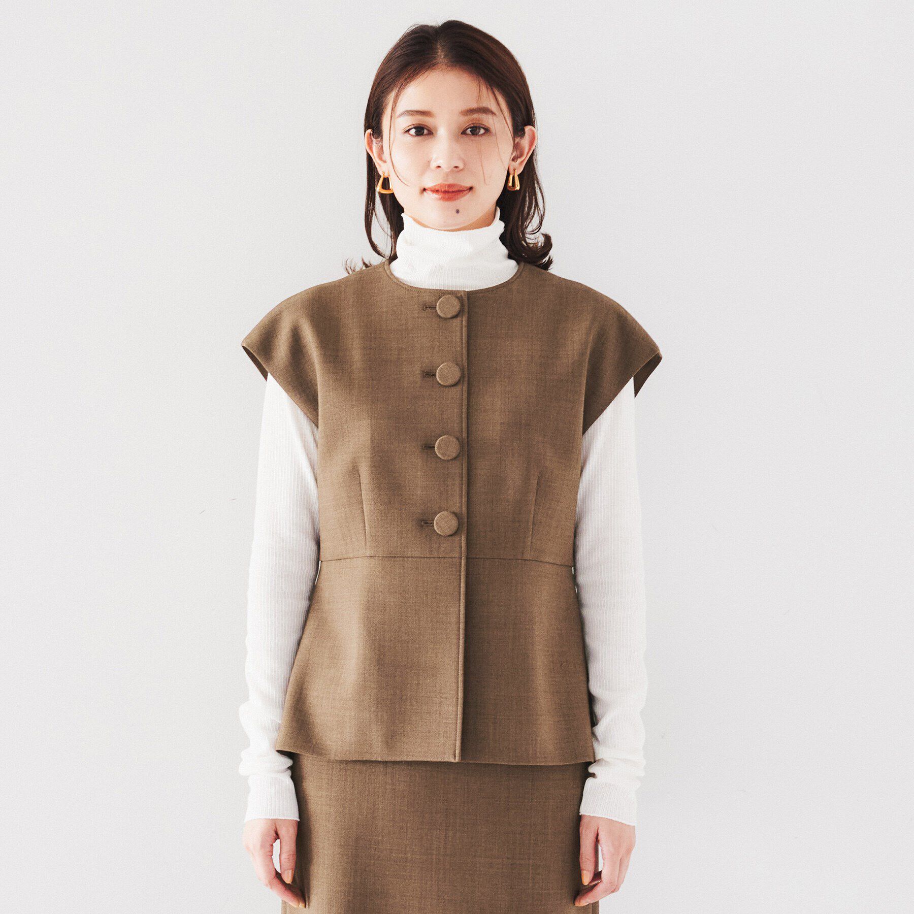 UNTITLED「【セットアップ可能/ジレとしてもオススメ！】ストレッチペプラムトップス」|シャツ・ブラウス|