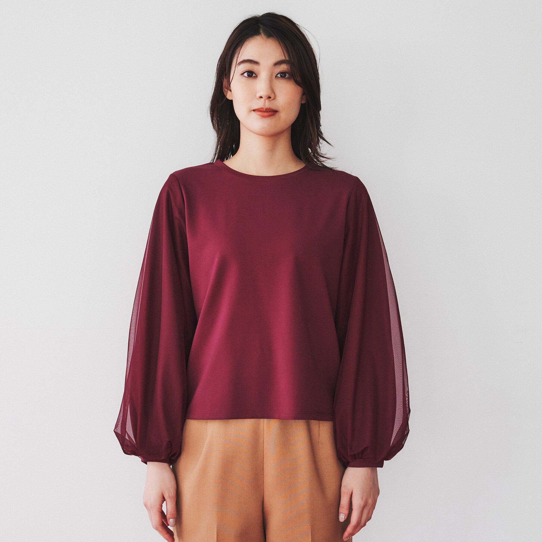 UNTITLED「【洗える/すっきり丈/きれいめ】ストレッチポンチ袖チュールカットソー」|Tシャツ・カットソー|