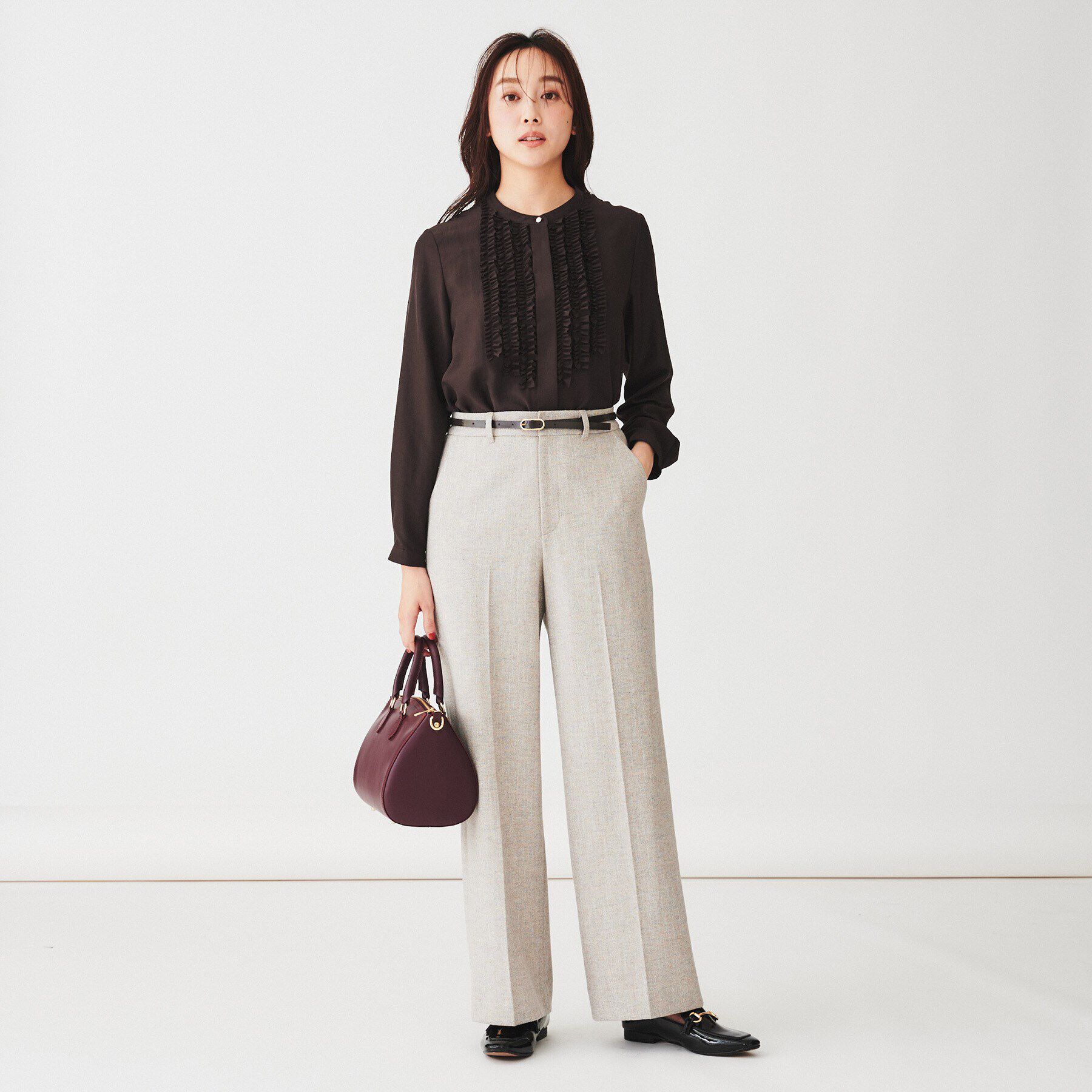 UNTITLED「【オンオフ使える/洗える】長袖フリルブラウス」|シャツ・ブラウス|