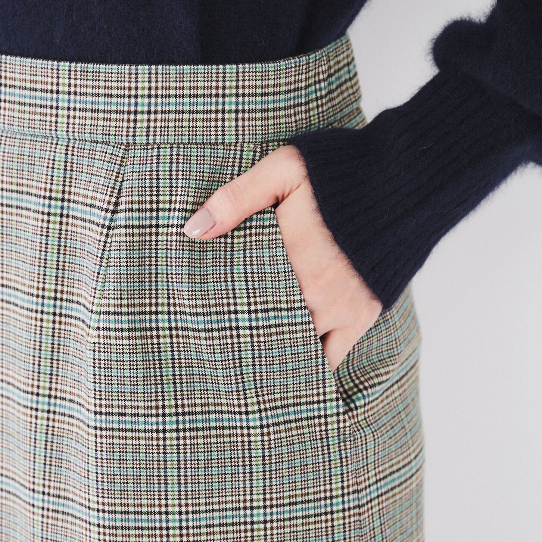 UNTITLED「【後ろウエストゴム/ストレッチ性/日本製】チェックナロースカート」|スカート|