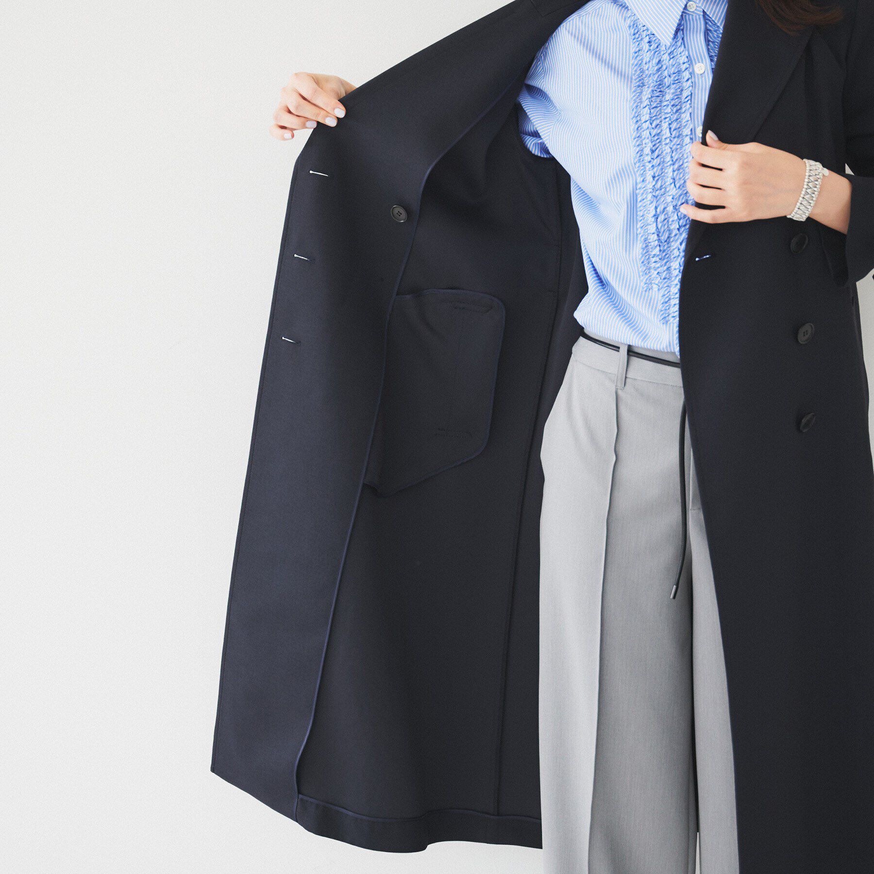 UNTITLED「【通勤】バックサテン トレンチコート」|トレンチコート|