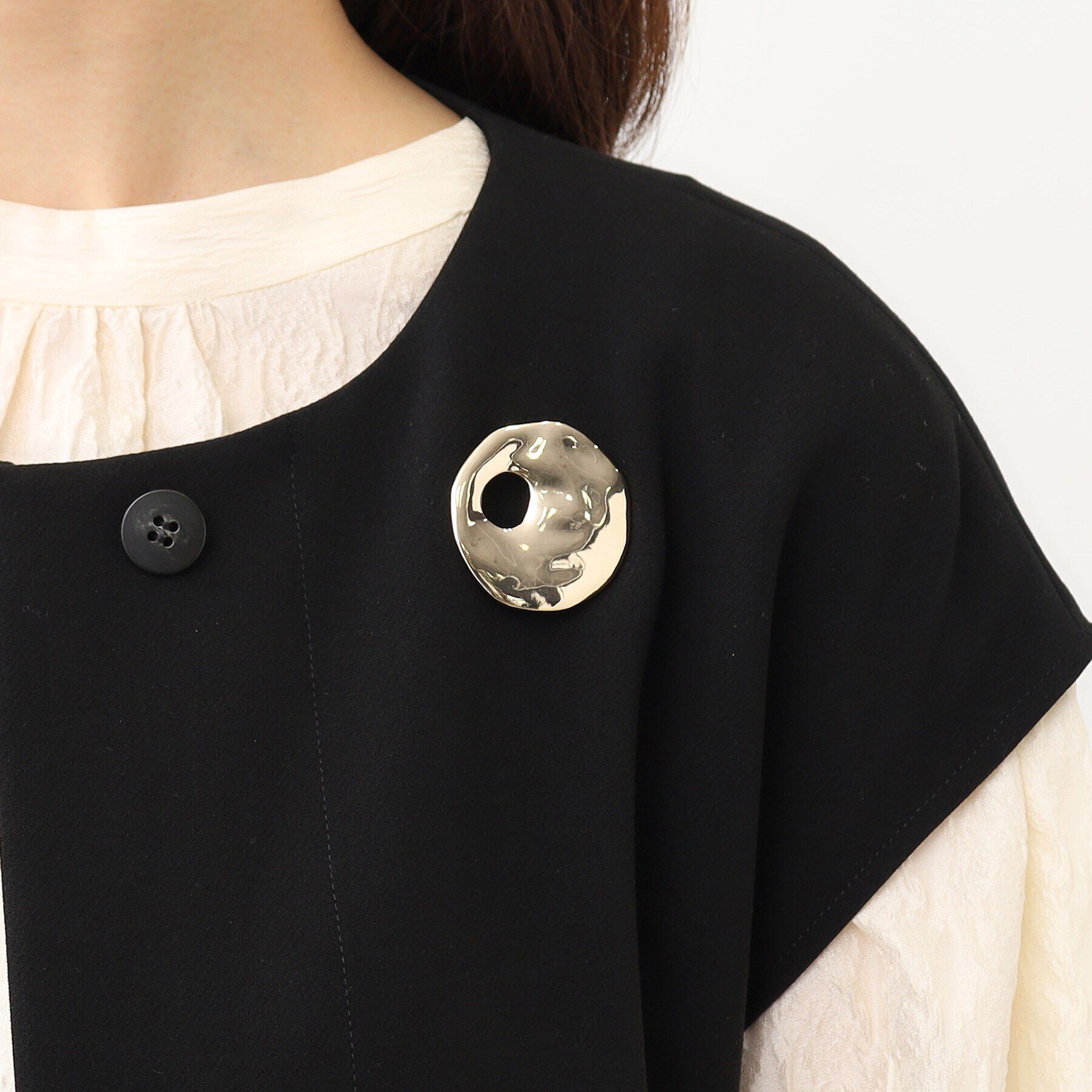 Reflect「オーバルプレートブローチ」|ブローチ・コサージュ|