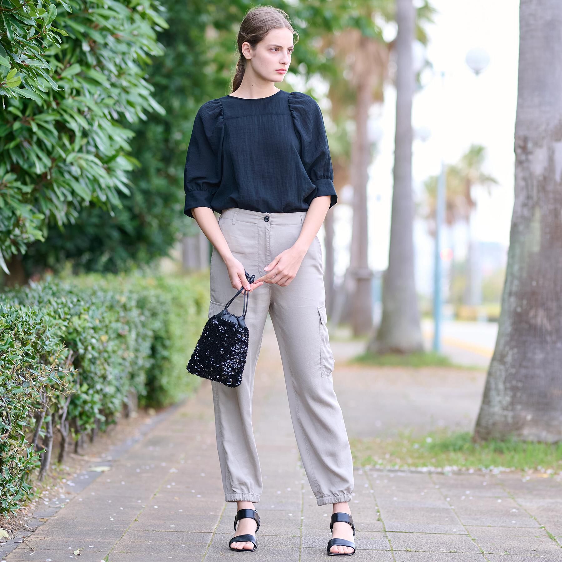 DRESSTERIOR「【洗える/清涼感】ボリュームスリーブバックジップブラウス」|シャツ・ブラウス|