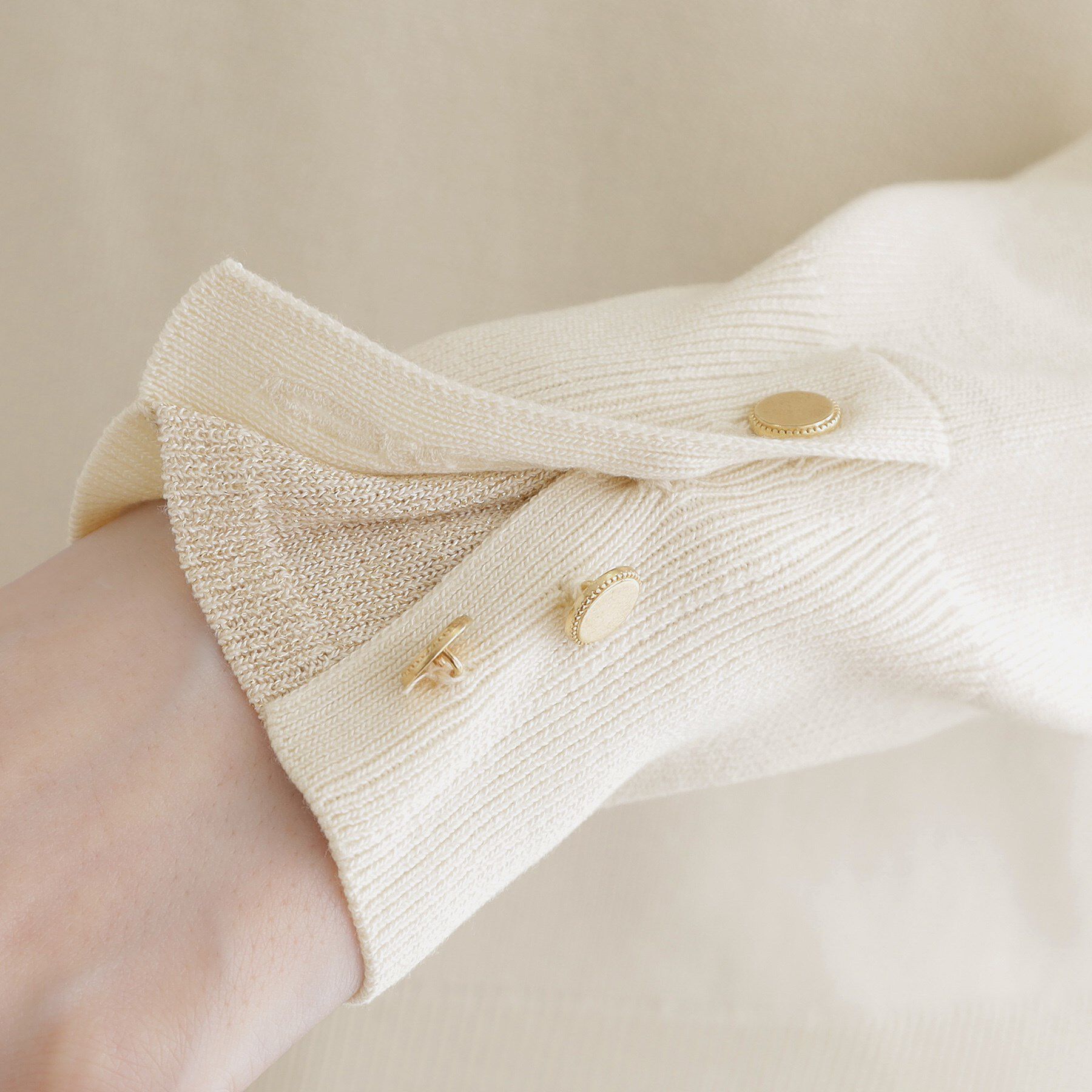 grove「ON/OFF毎日使える！袖口ボタンドロップショルダーニット」|ニット・セーター|