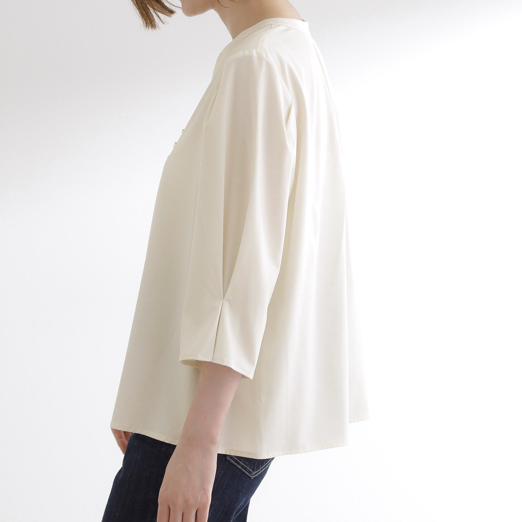 grove「【洗える/お仕事】美しさが続く袖タックブラウス」|シャツ・ブラウス|