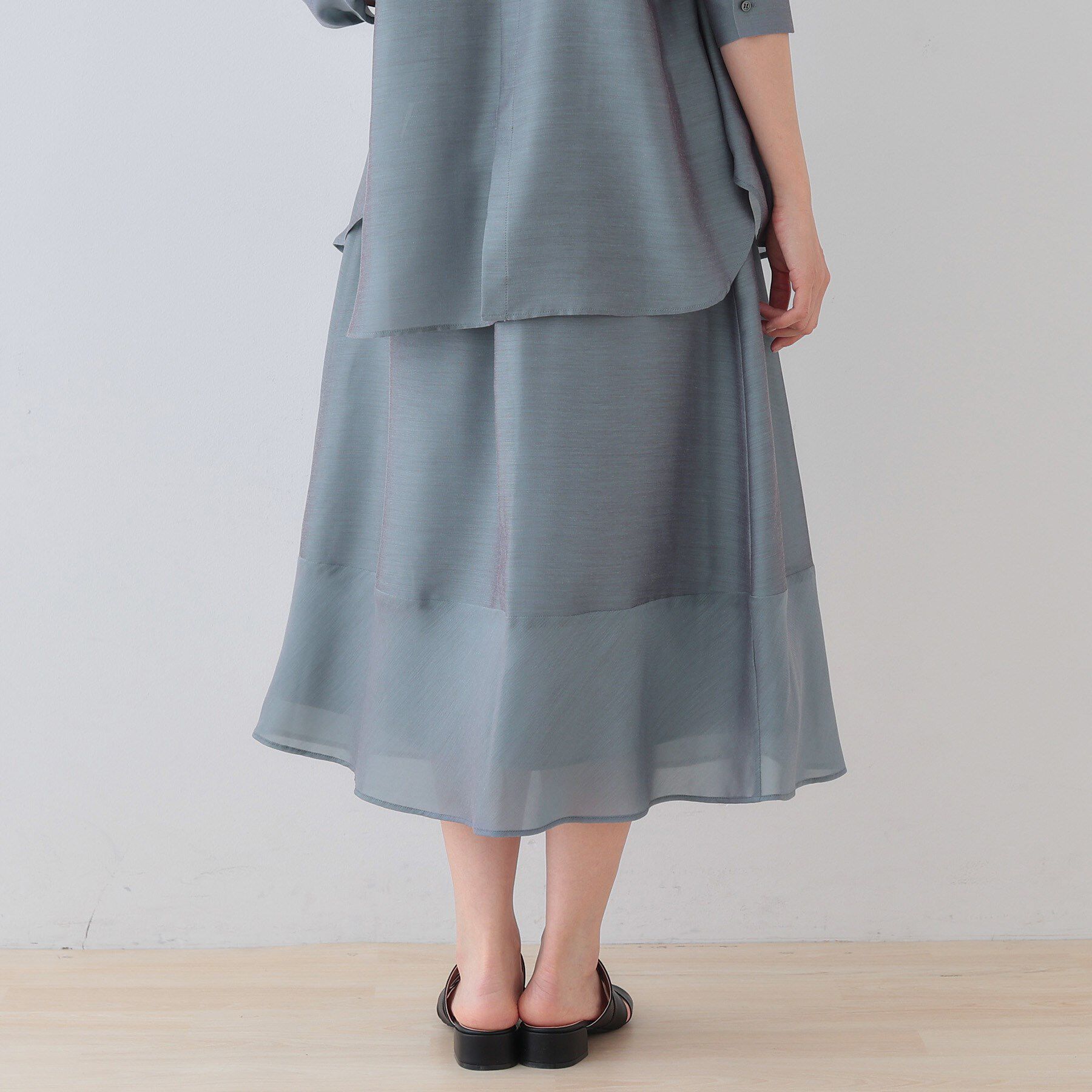 INDIVI「新色登場！【洗える／エアリー素材】巻き風ロングスカート」|スカート|