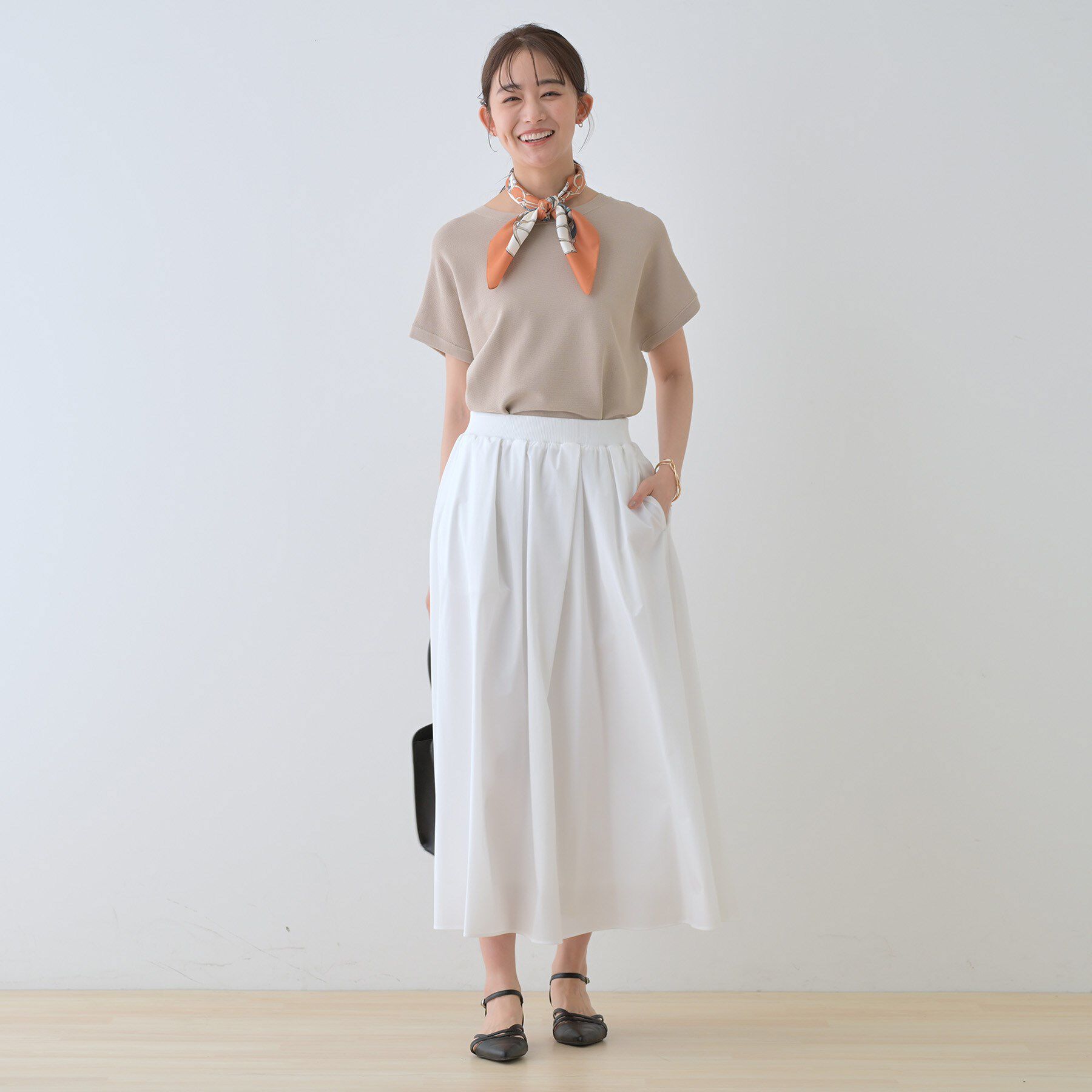 INDIVI「新色登場！【洗える／清涼感】レーヨンストレッチ フレンチスリーブニット」|ニット・セーター|