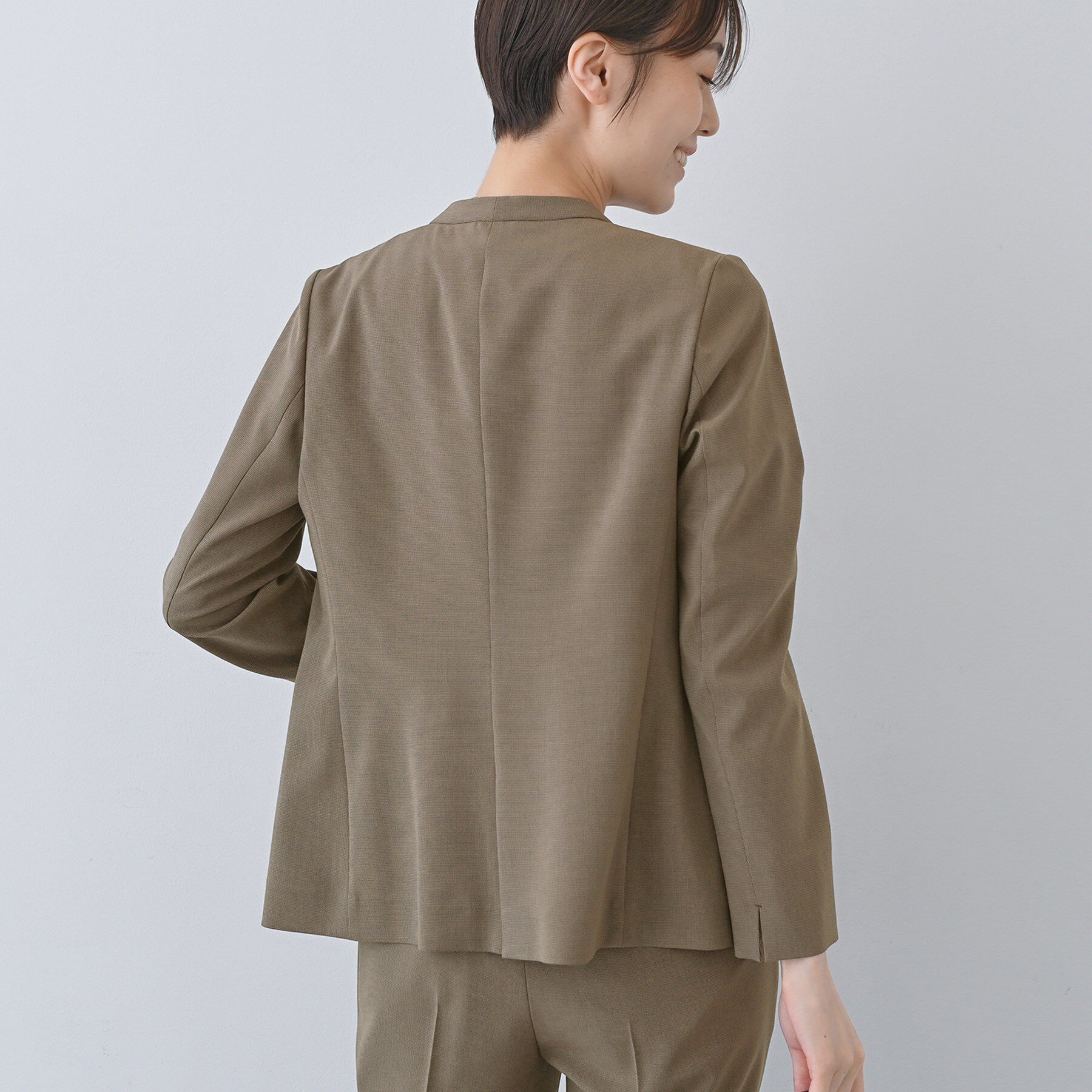 INDIVI「【洗える／夏スーツ】ミニ千鳥柄ノーカラージャケット」|ノーカラージャケット|