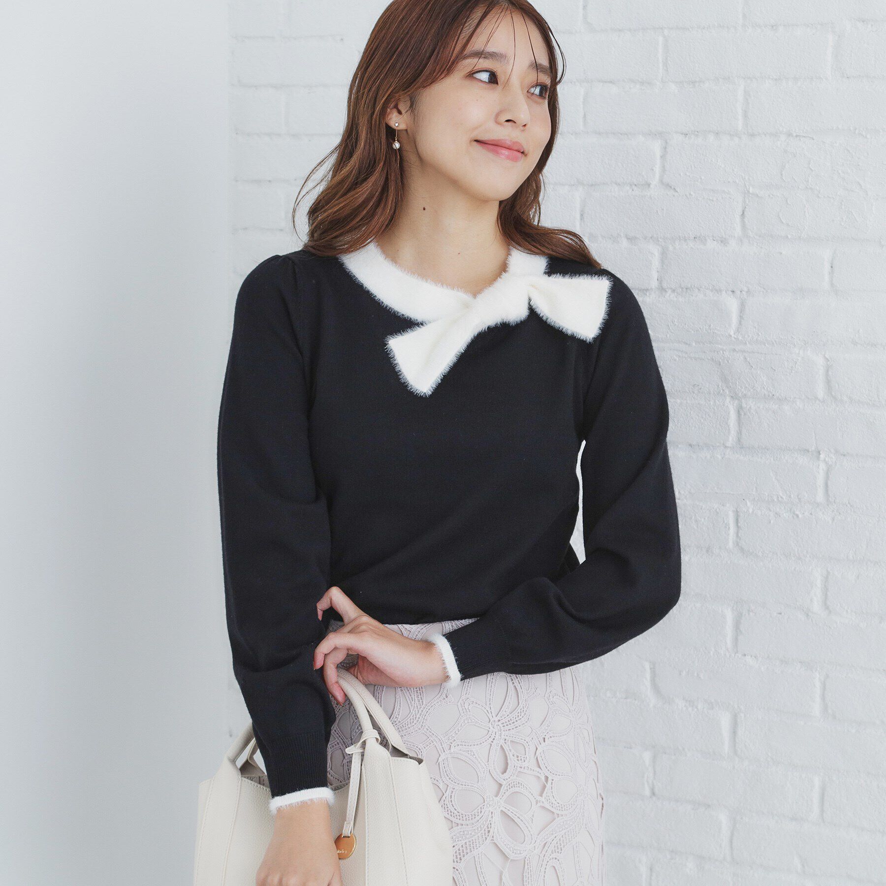 index「《6color/XS-LLsize》リボン取り外し2WAY フェザーリボンニット【洗濯機洗い可】」|ニット・セーター|ブラック(519)
