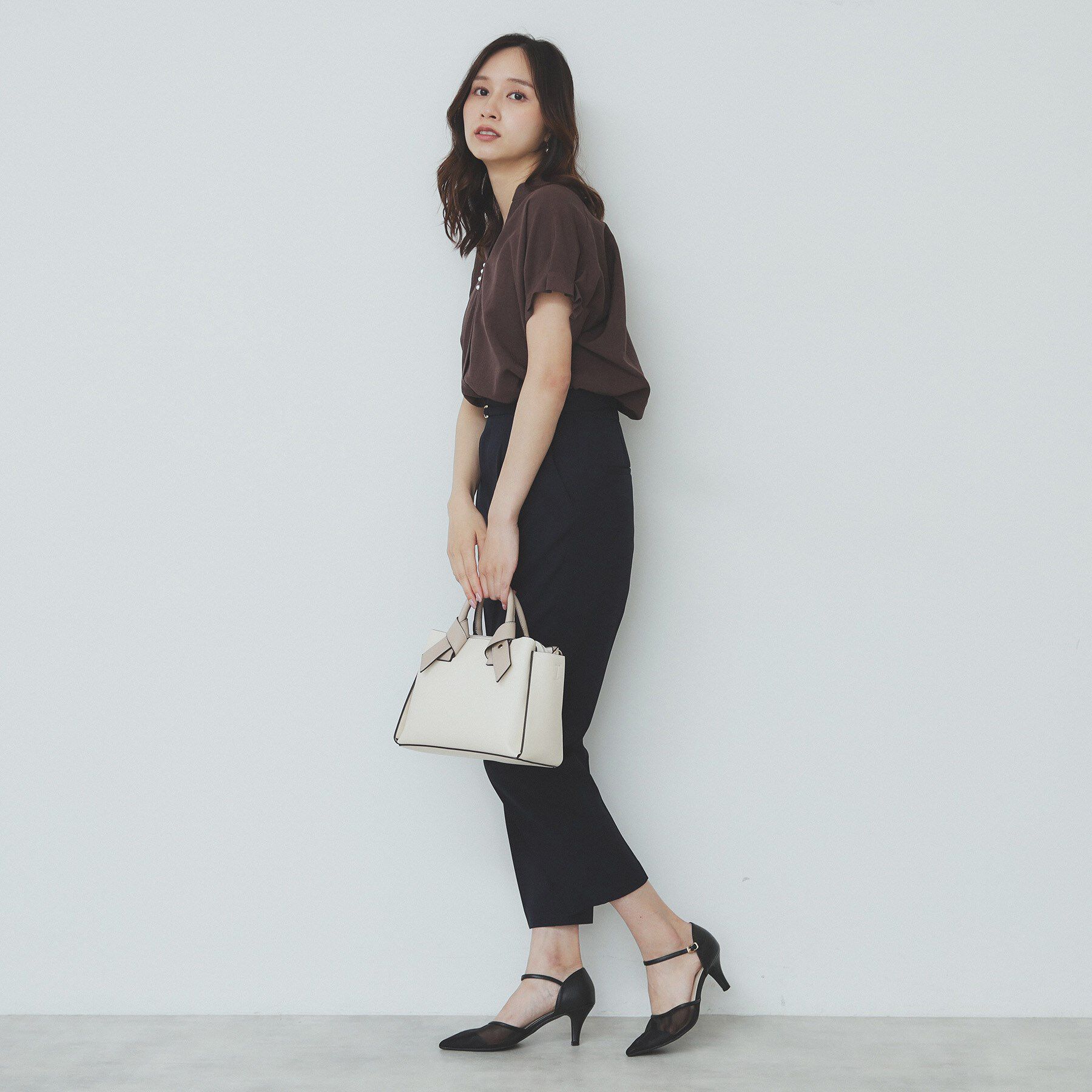 index「《7色展開/XS-LLサイズ》タックスリーブスキッパーブラウス【洗濯機洗い可/吸水速乾/抗ピル/防シ」|シャツ・ブラウス|