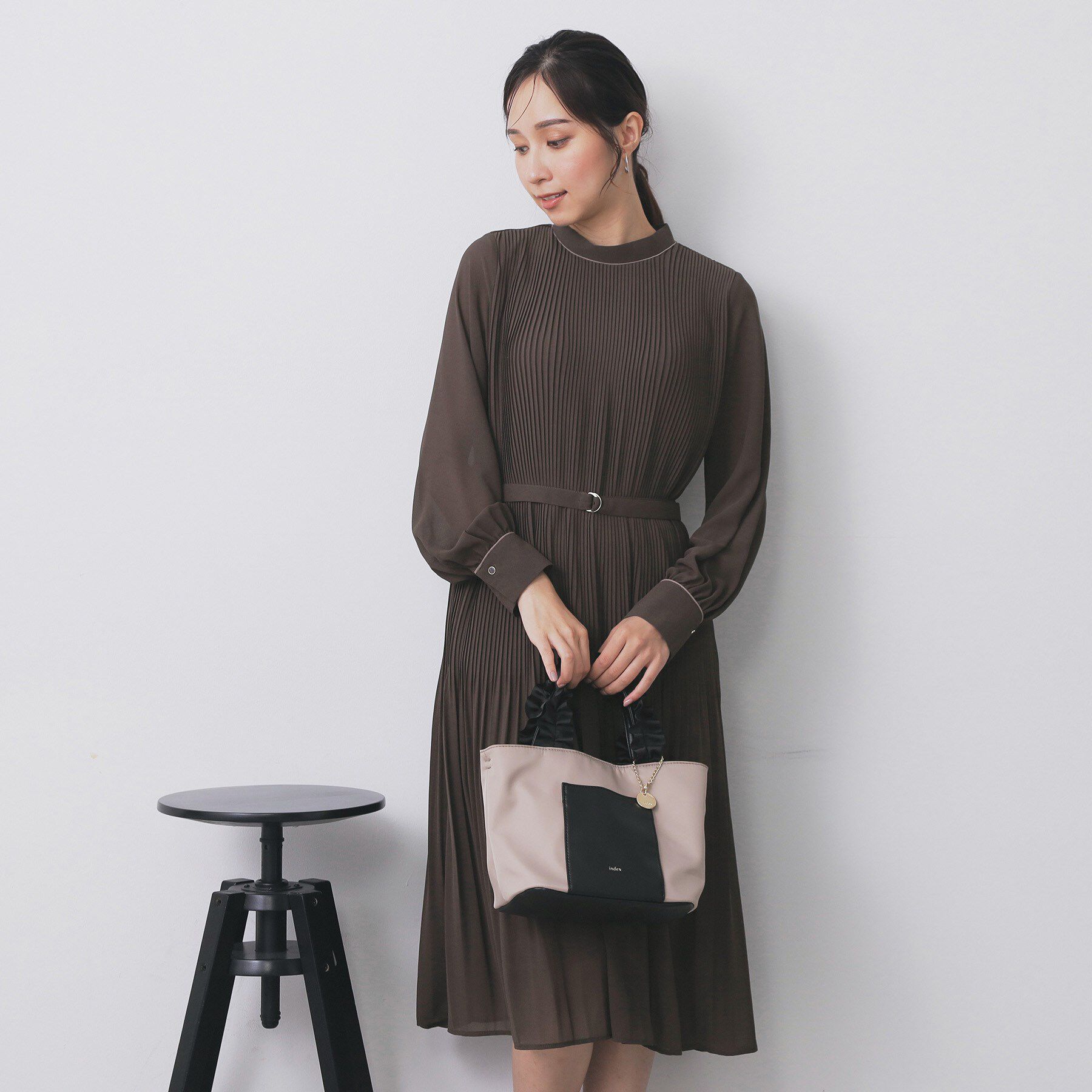 index「《5色展開/S-3Lサイズ》プリーツフレアワンピース【洗濯機OK/防シワ】」|ワンピース|