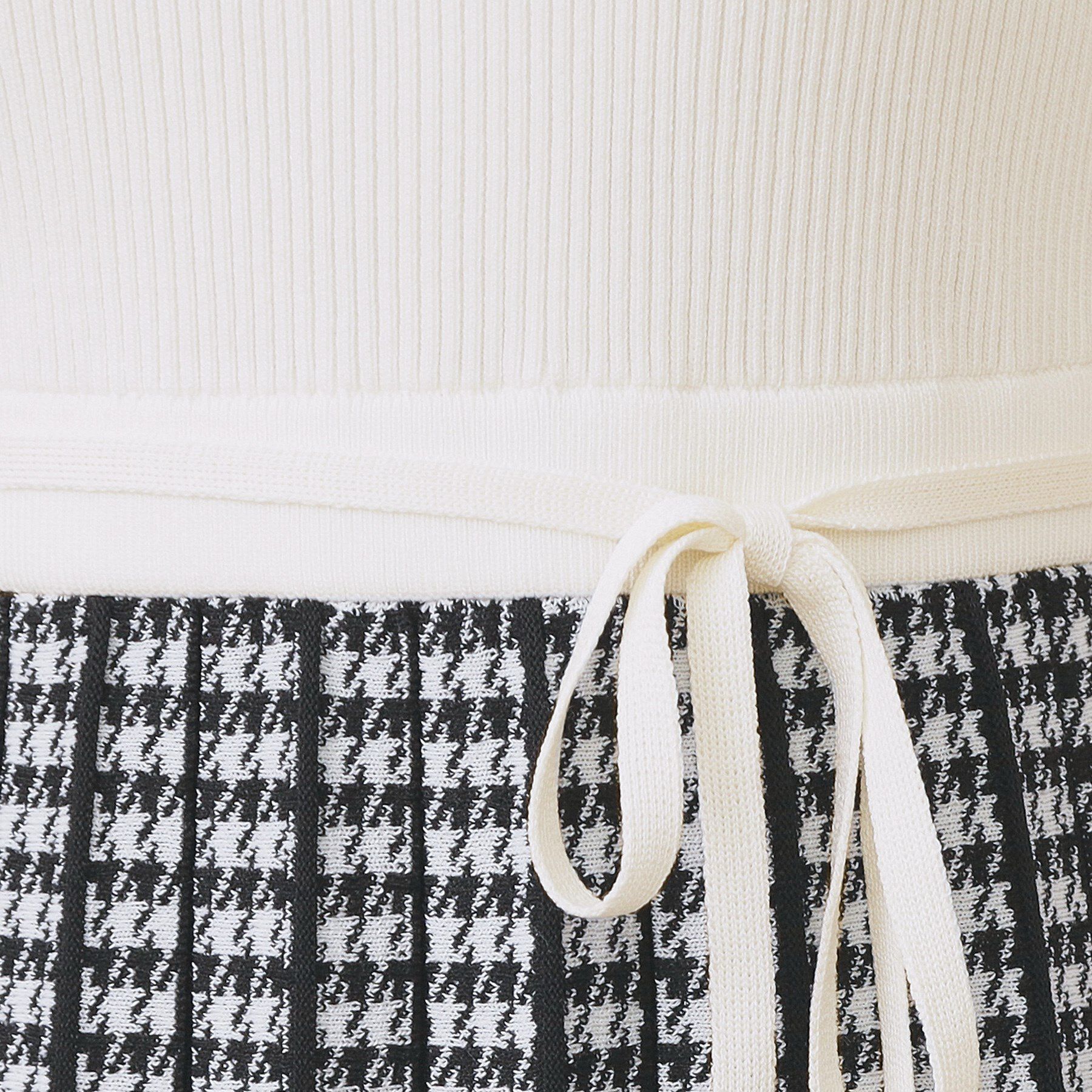 index「千鳥チェックバイカラーニットワンピース【洗濯機OK/抗ピル】」|ワンピース|