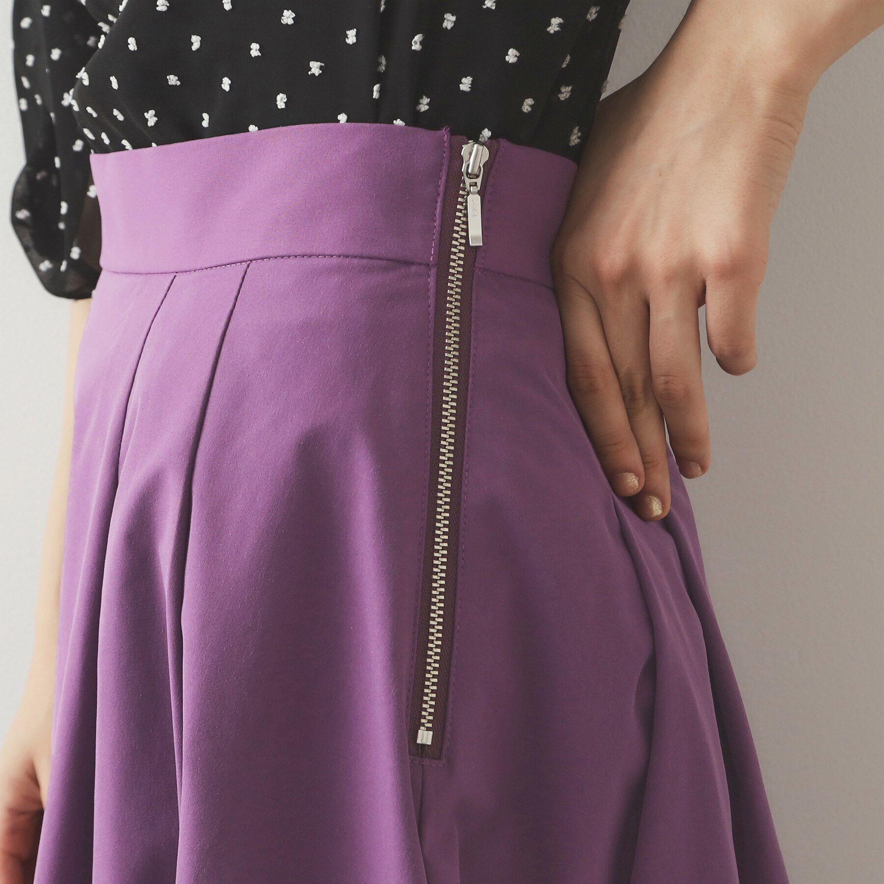 OPAQUE.CLIP「メモリータフタ フレアスカート【洗濯機洗い可】」|スカート|