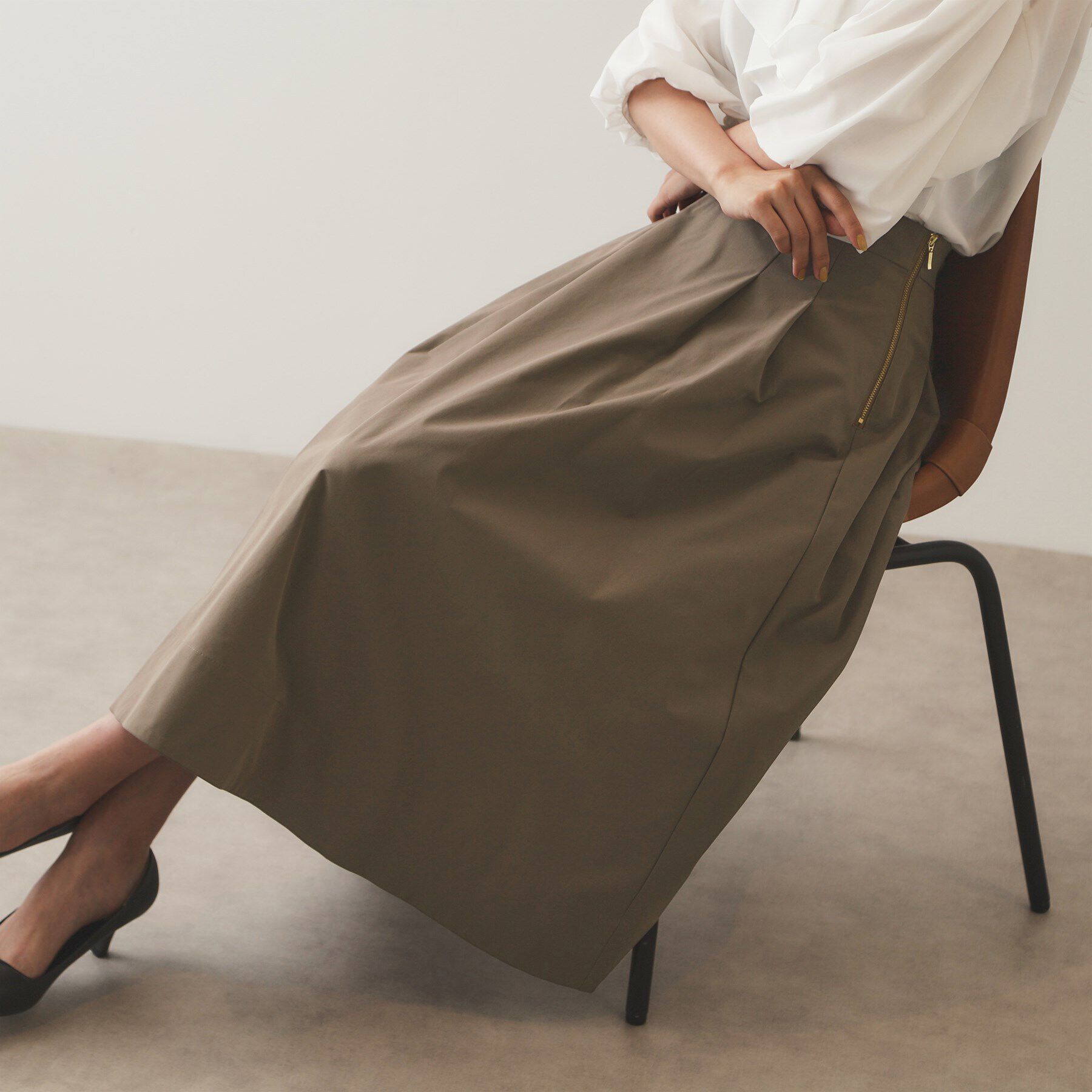 OPAQUE.CLIP「メモリータフタ フレアスカート【洗濯機洗い可】」|スカート|トープ(054)