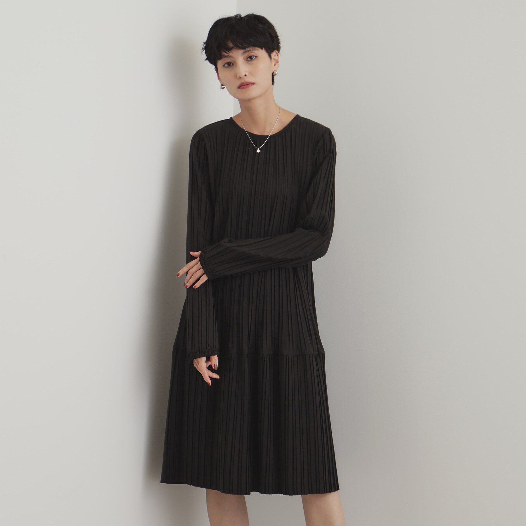 OPAQUE.CLIP「プリーツティアードミニワンピース【洗濯機洗い可】」|ワンピース|