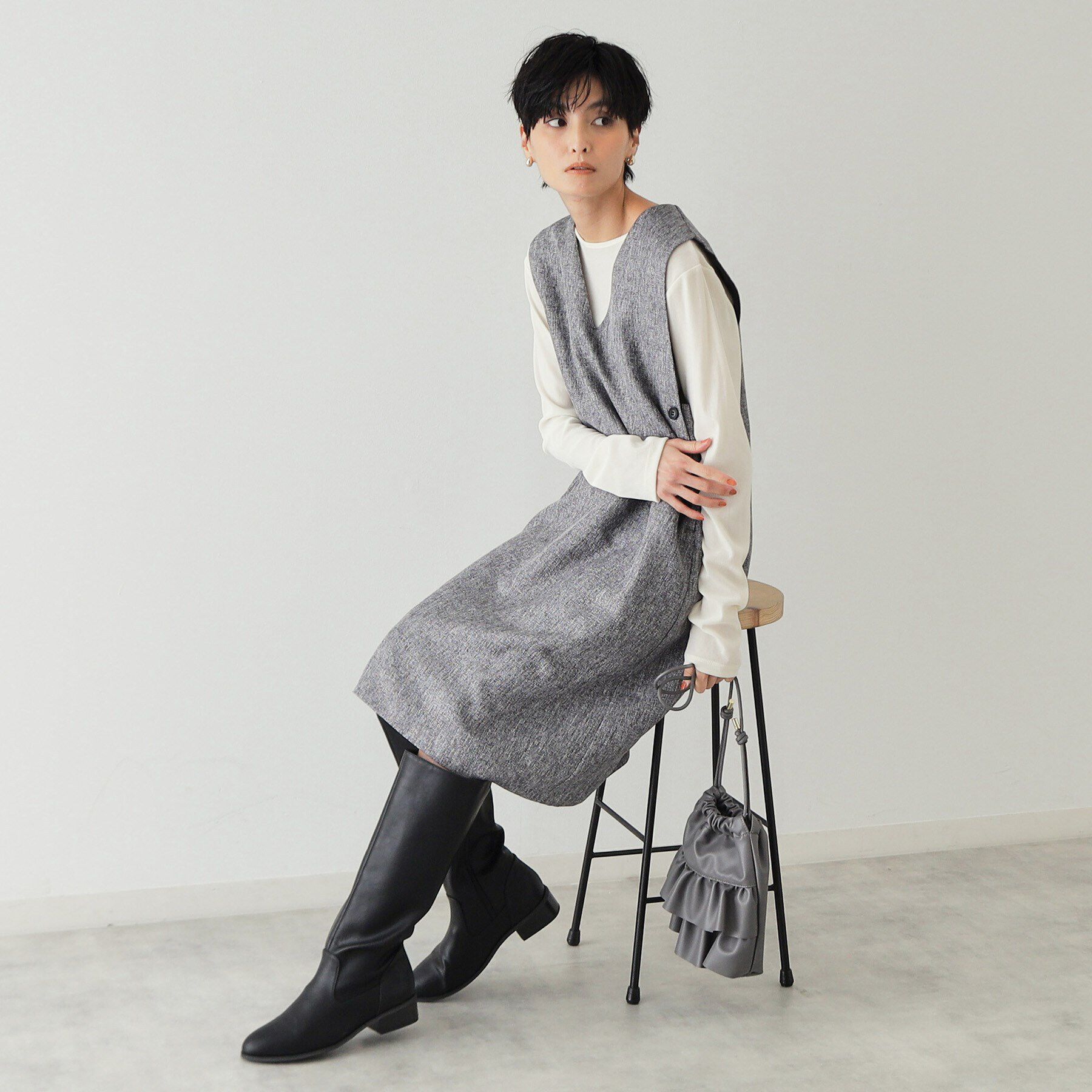 OPAQUE.CLIP「Vネックミニジャンスカ【洗濯機洗い可】」|ワンピース|