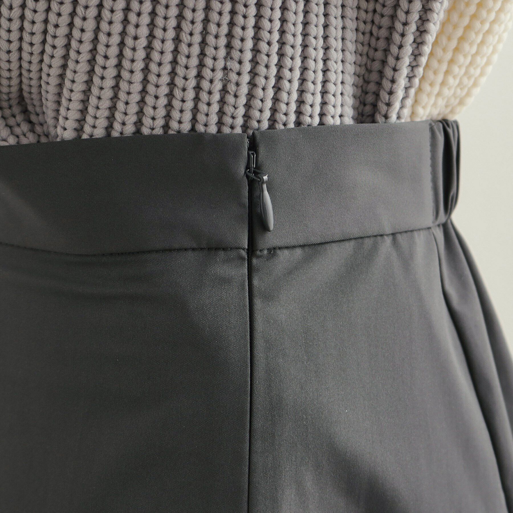 OPAQUE.CLIP「裾チュールプリーツドッキング タックフレアスカート【洗濯機洗い可】」|スカート|