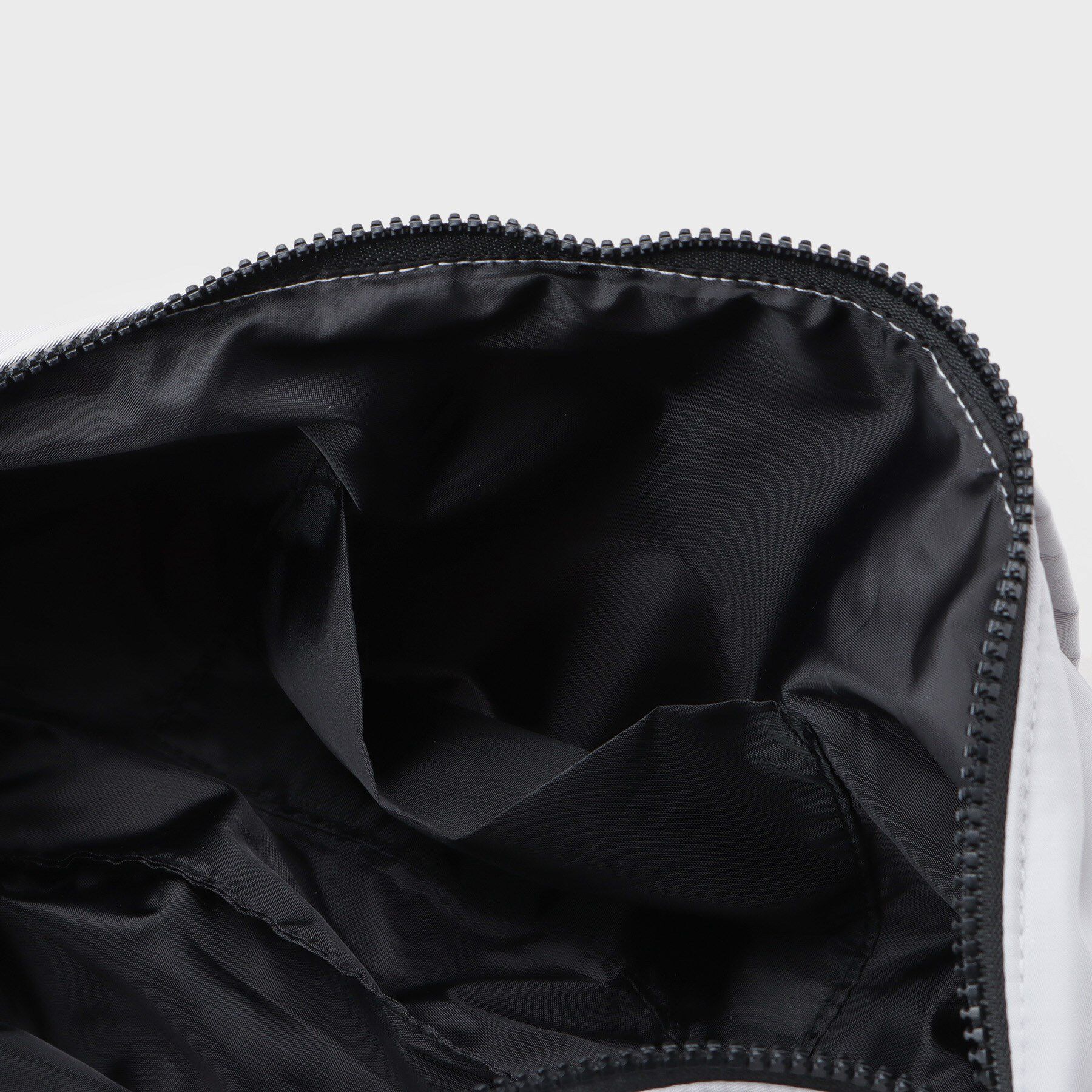 OPAQUE.CLIP「【2WAY】タックデザインミドルショルダーバッグ」|ショルダー・メッセンジャー|