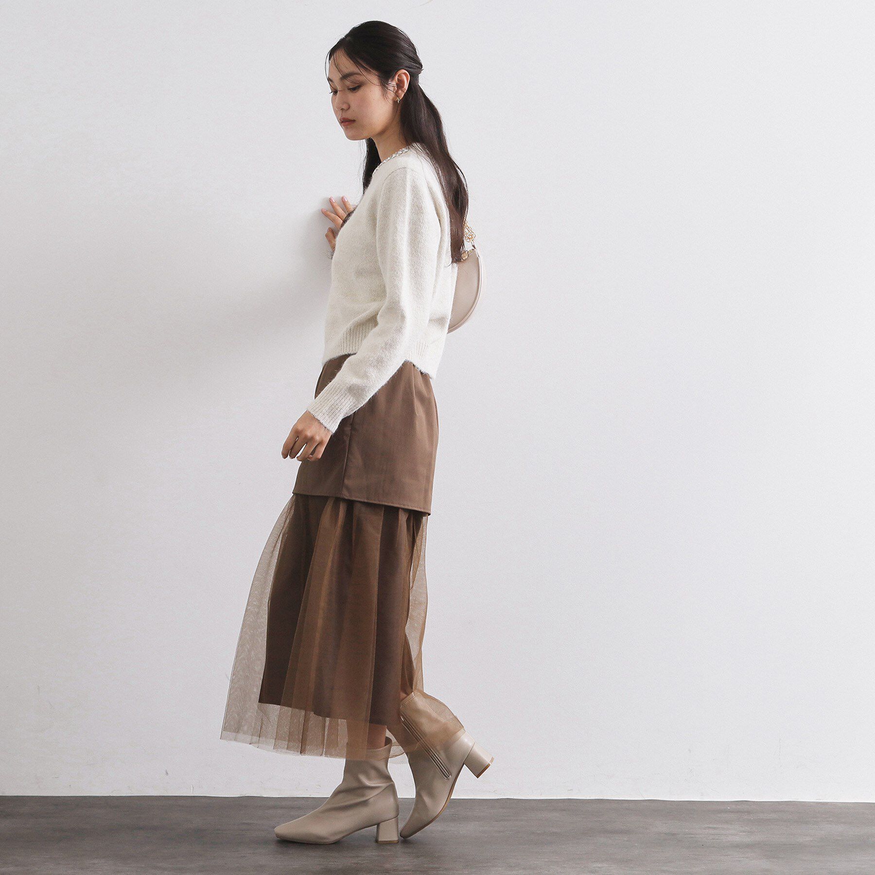 OPAQUE.CLIP「ビジューネックミドルゲージニット【洗濯機OK】」|ニット・セーター|