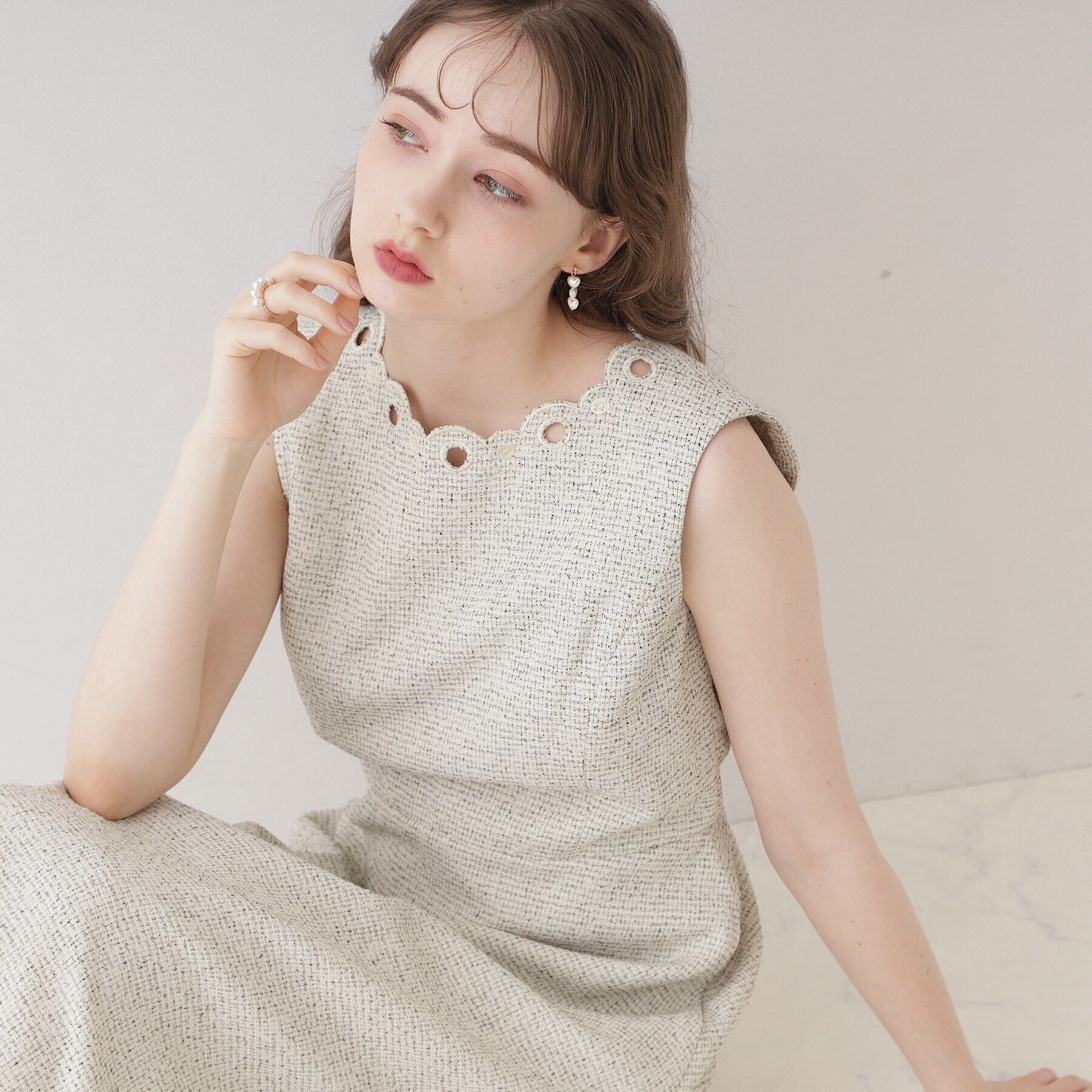 Couture broach「【美シルエット・上品ワンピ】エンブロネック ツイードワンピ」|ワンピース|