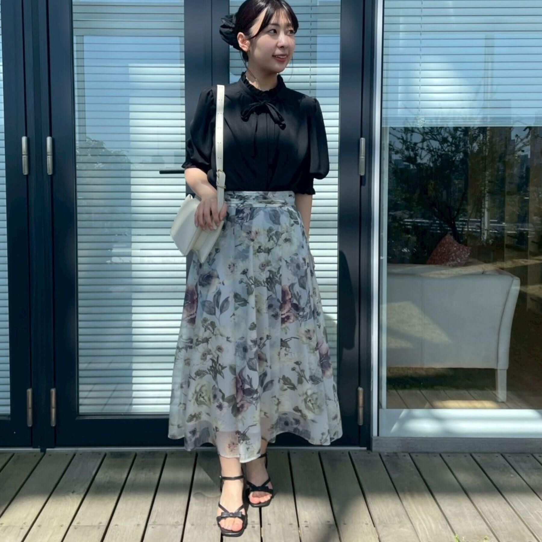 Couture broach「【5分袖・通勤】リボンタイ付きピコフリル5分袖ブラウス」|シャツ・ブラウス|