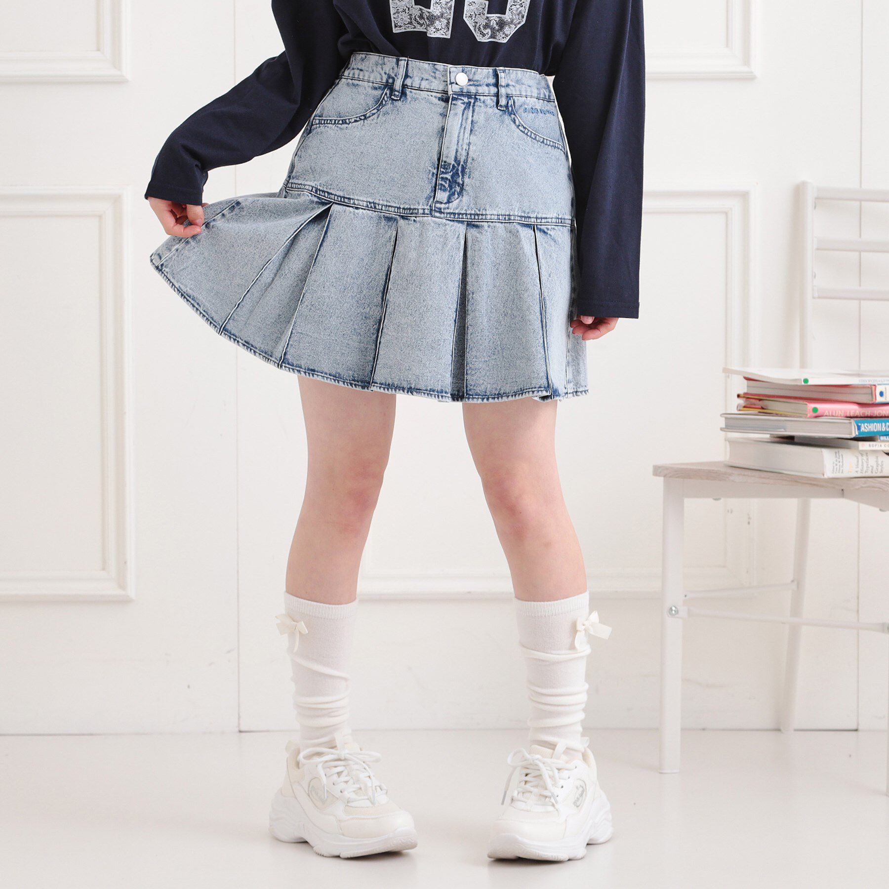 PINK-latte「デニム裾プリーツスカート」|スカート|ブルー(493)