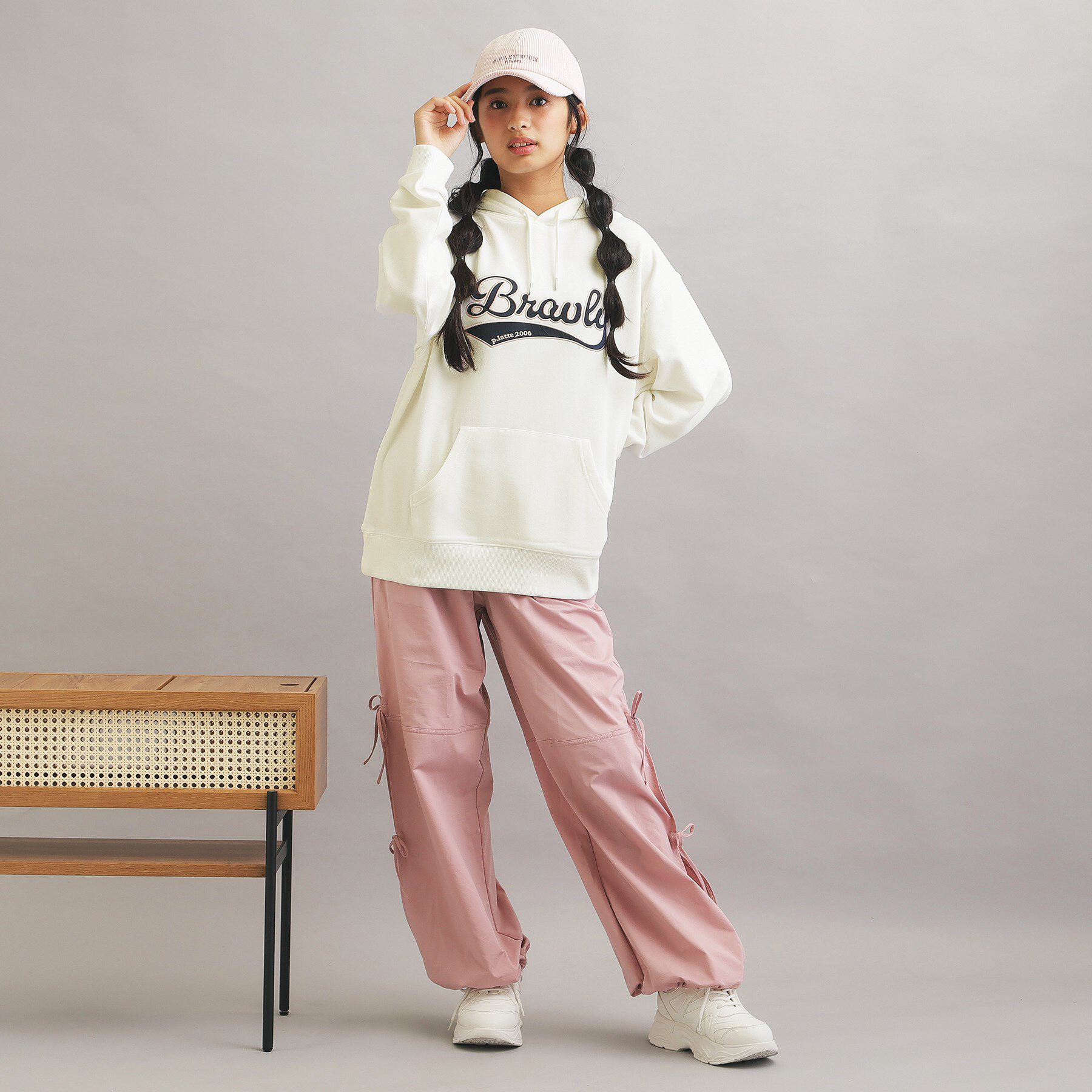 PINK-latte「サテンアップリケBIGパーカー」|パーカー|