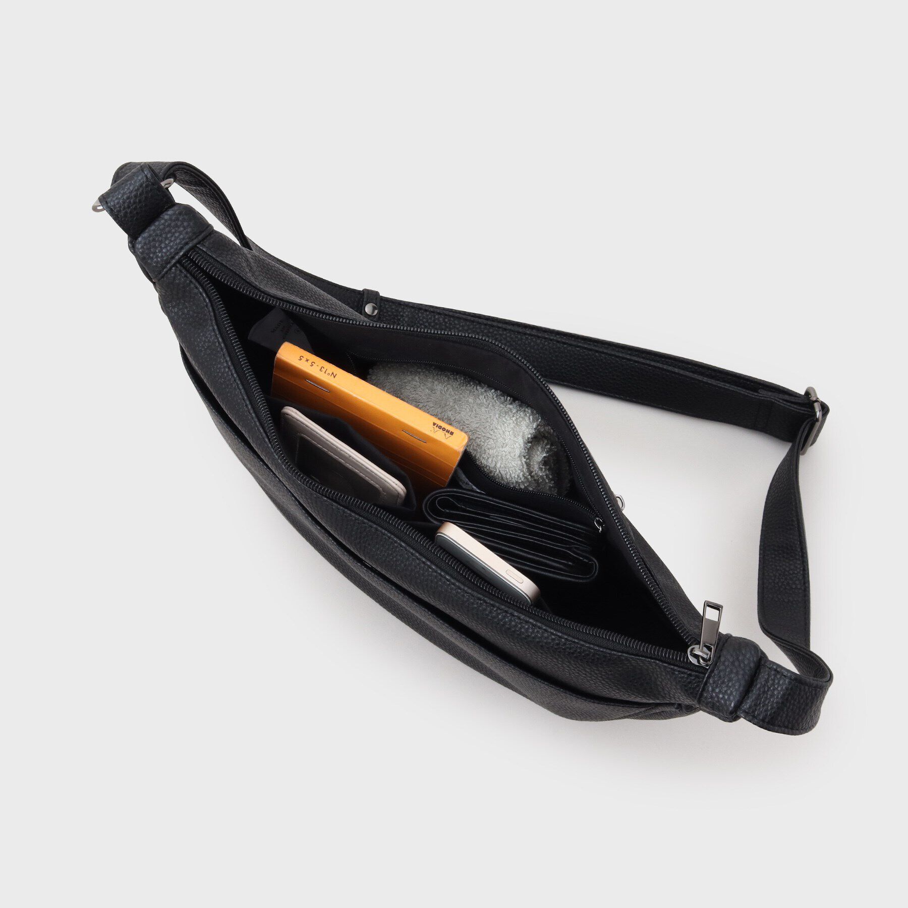 THE SHOP TK「シュリンクハーフムーンバッグ」|ショルダー・メッセンジャー|