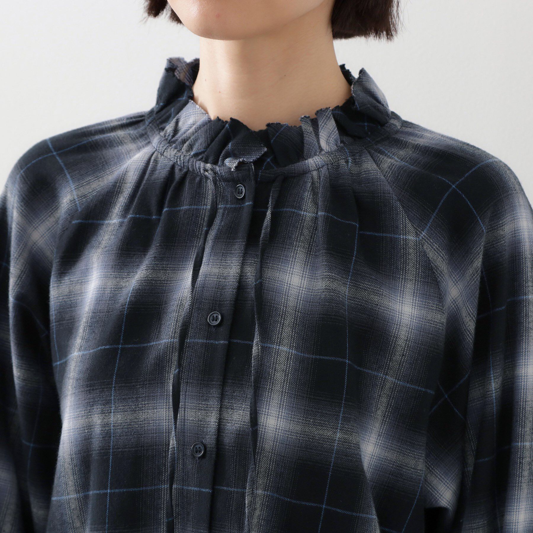 THE SHOP TK「起毛オンブレフリルブラウス」|シャツ・ブラウス|