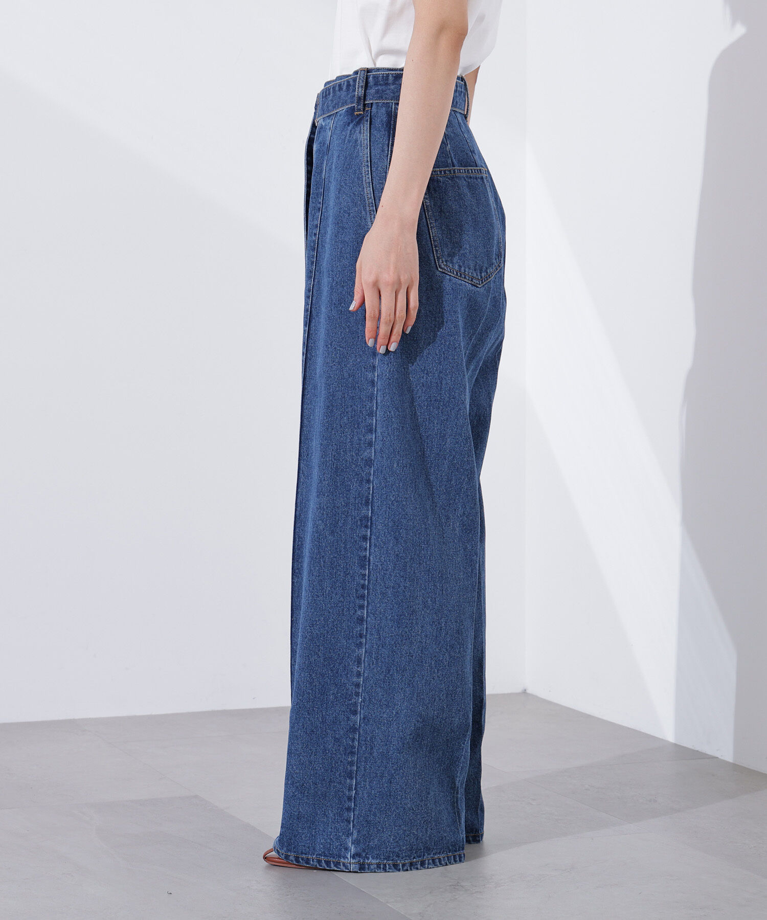  「ベルテッドワイドデニムパンツ」|その他|
