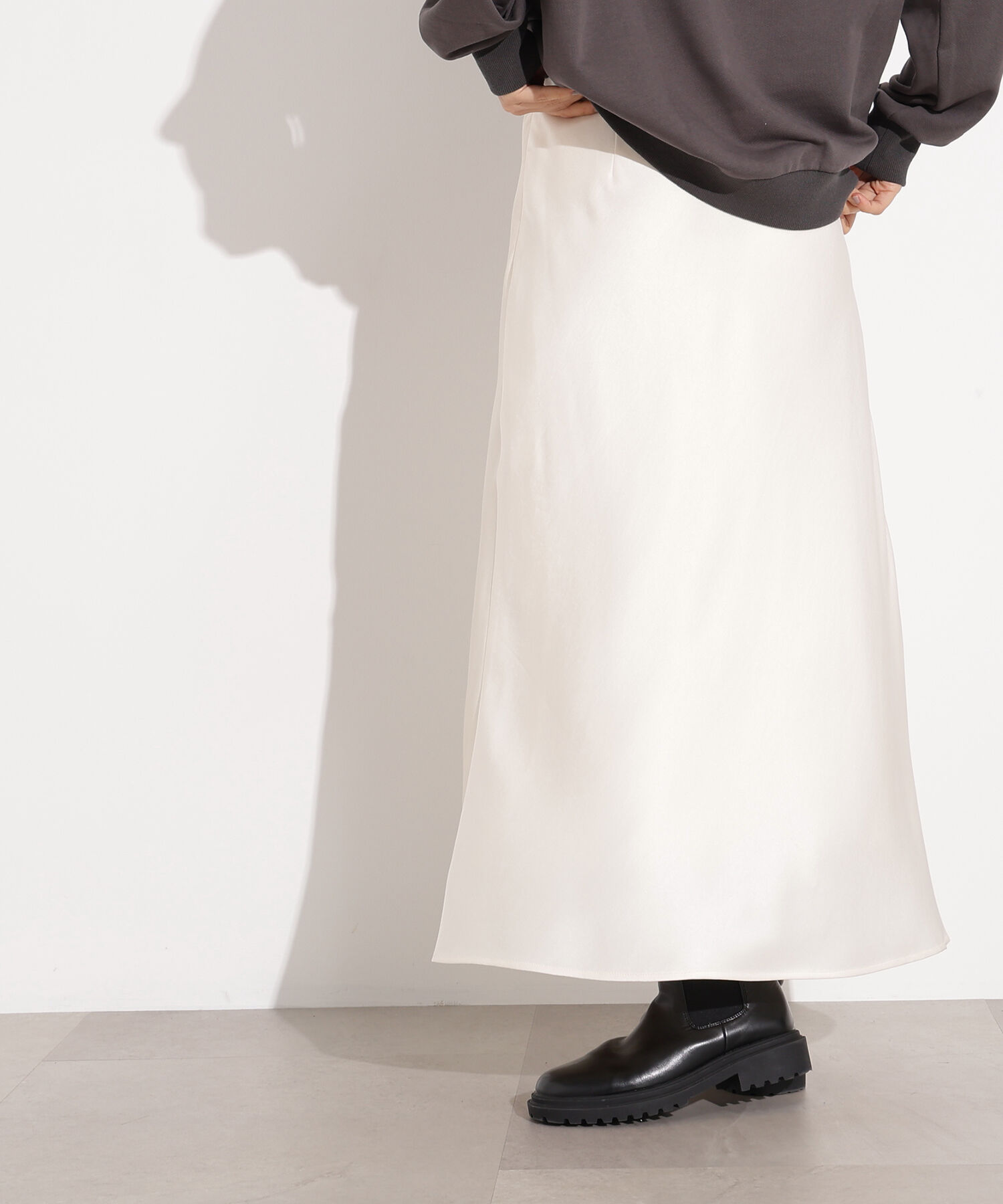  「サテンナロースカート」|スカート|