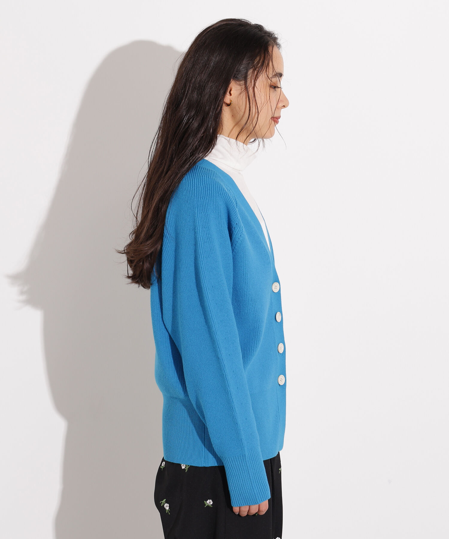  「Vネックフォルムカーディガン」|ニット・セーター|