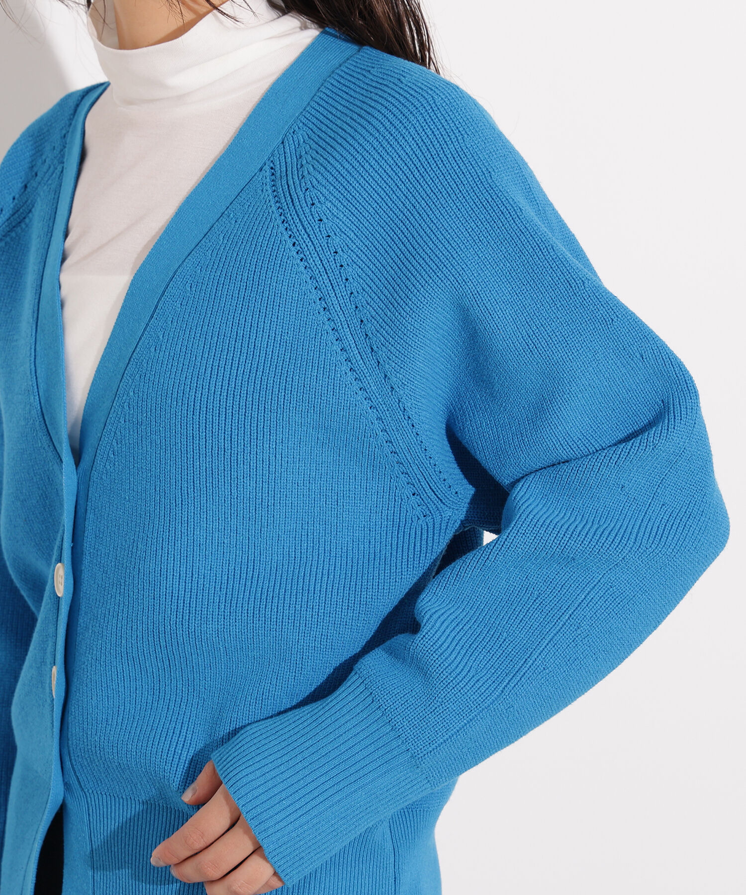  「Vネックフォルムカーディガン」|ニット・セーター|