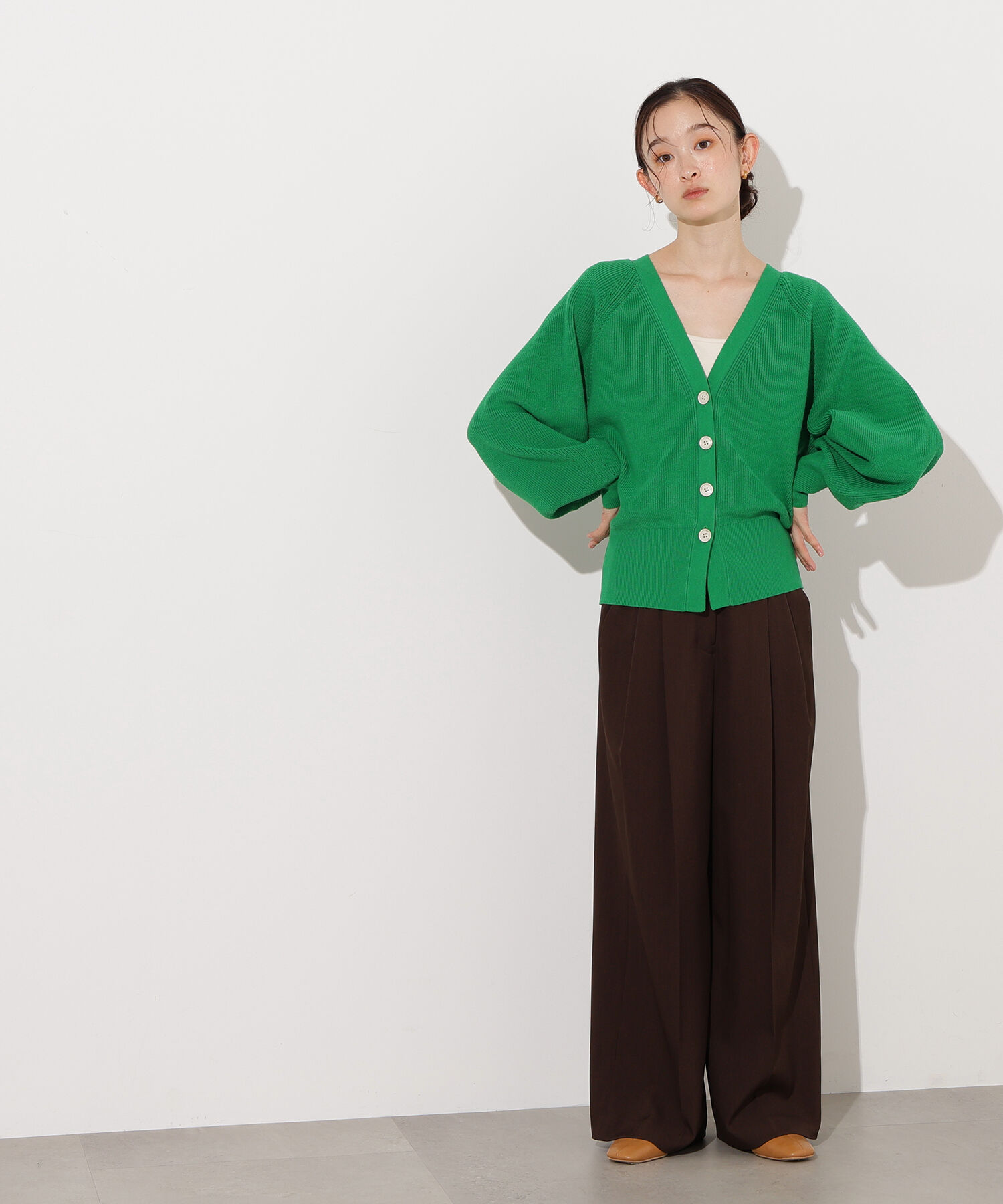  「Vネックフォルムカーディガン」|ニット・セーター|