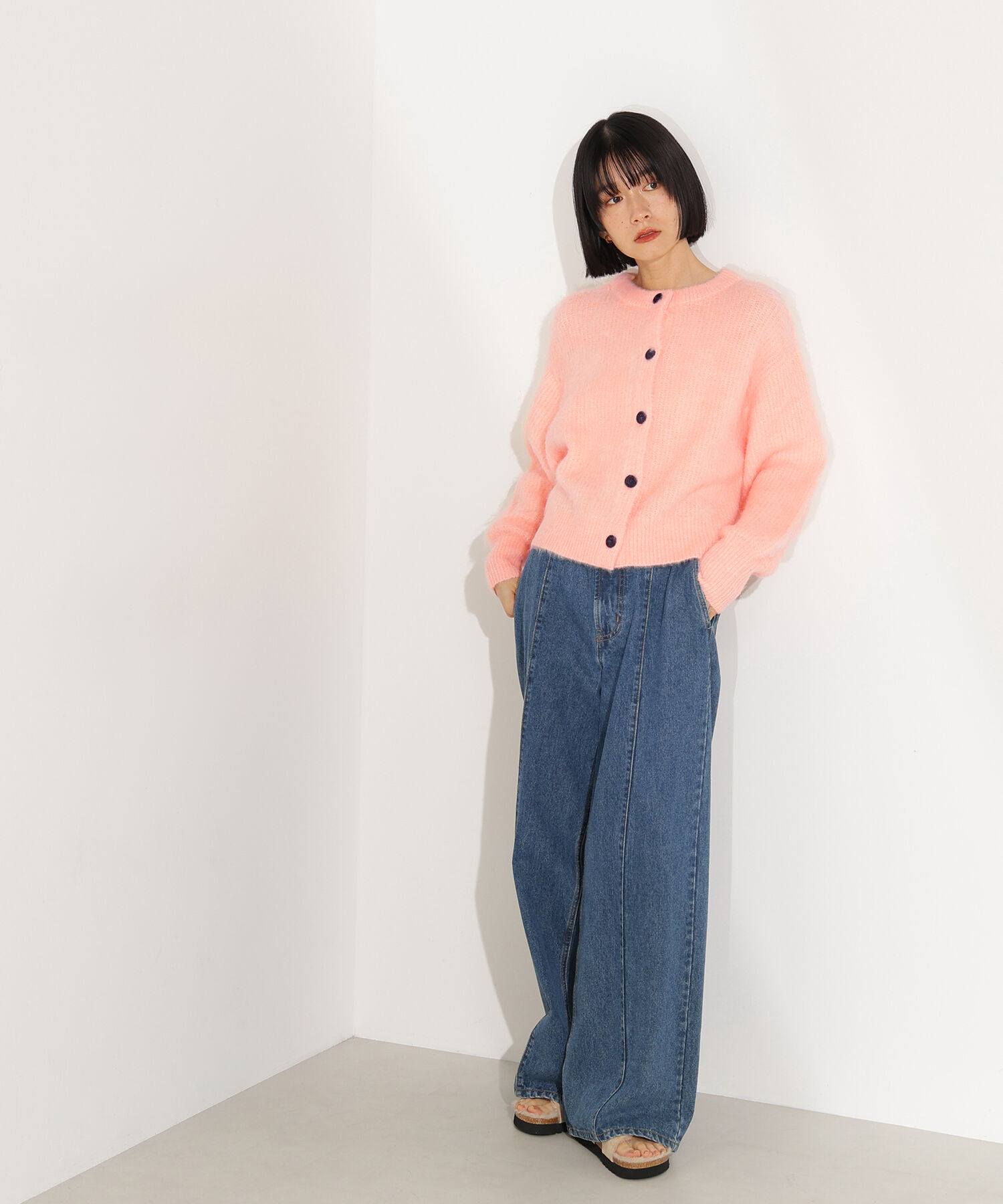  「クルーネックフェザーカーディガン」|ニット・セーター|