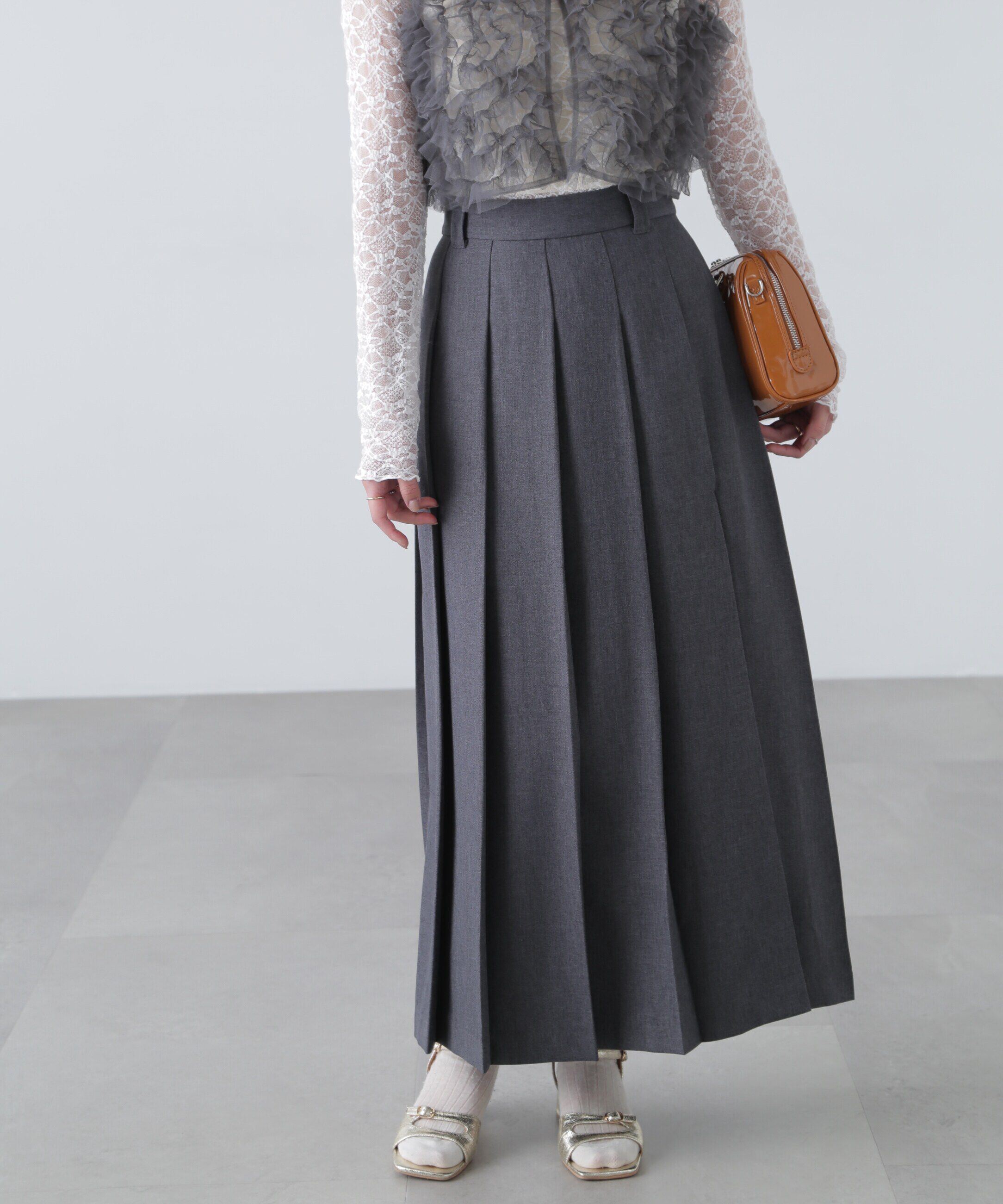  「フロントスリットプリーツロングスカート」|スカート|グレー
