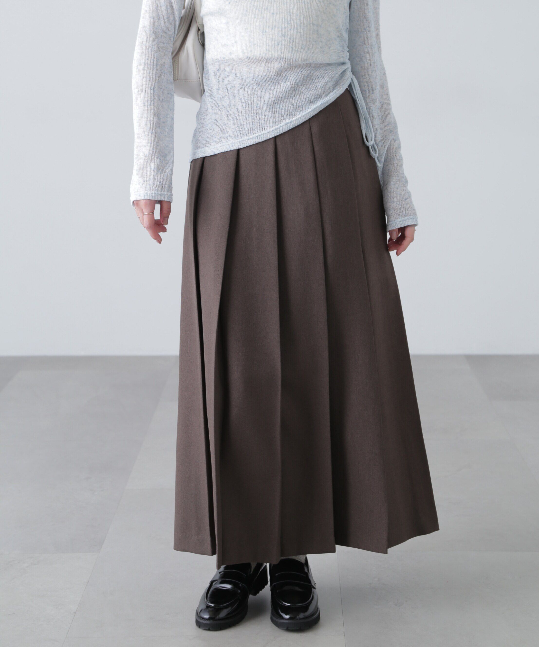  「フロントスリットプリーツロングスカート」|スカート|ブラウン