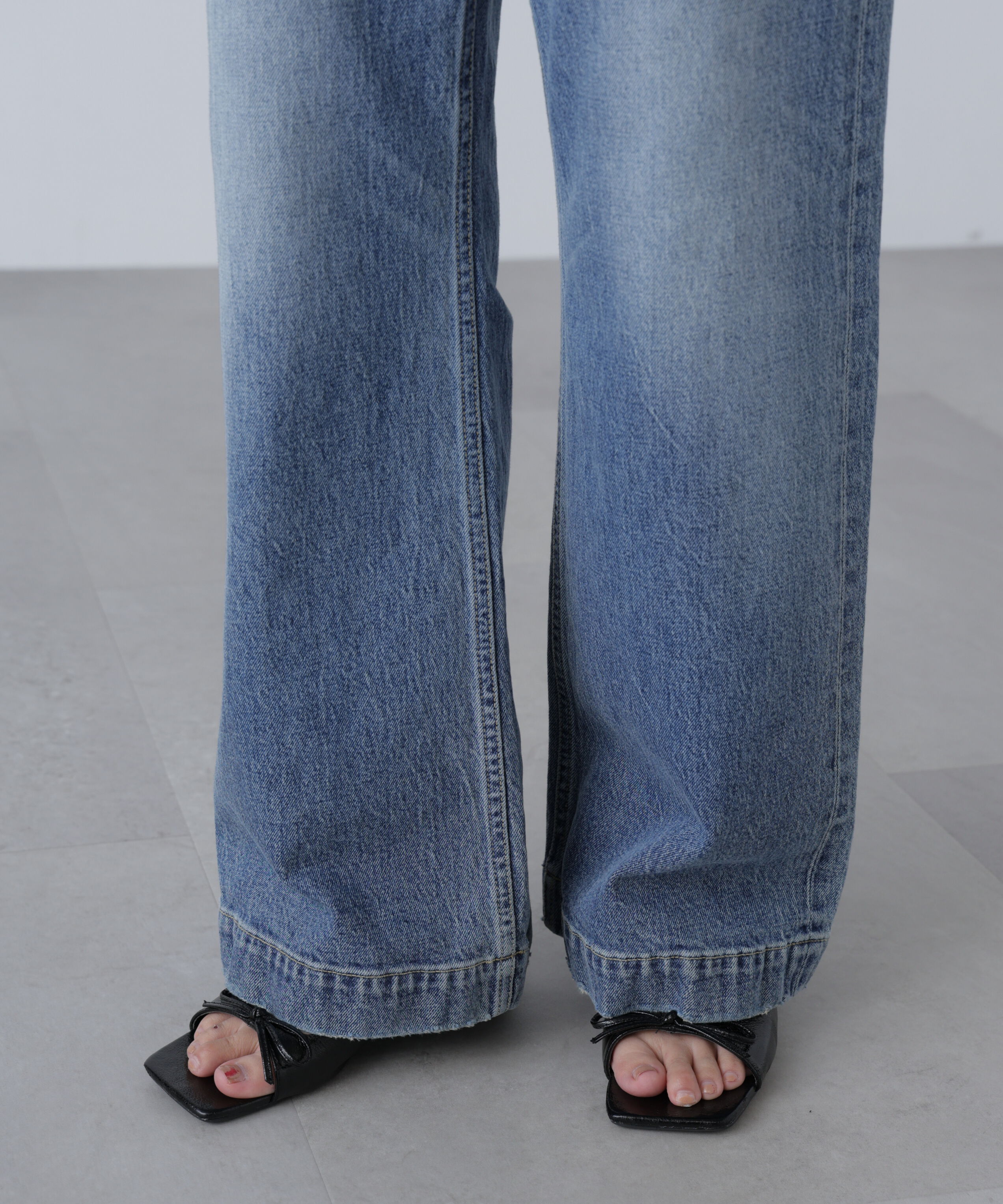  「〈フリーズマート別注〉PICCADILLY ベーシックワイドデニムパンツ」|その他|