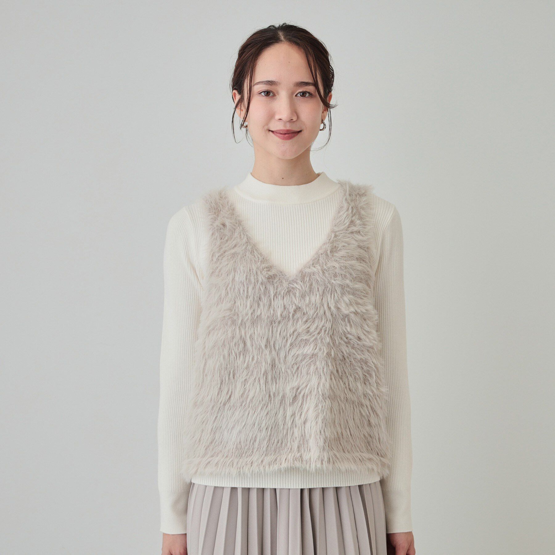 SHOO･LA･RUE「【S-LL/2点セット】大人のフェミニンカジュアルに　フェザー調ベスト+リブニット」|ニット・セーター|