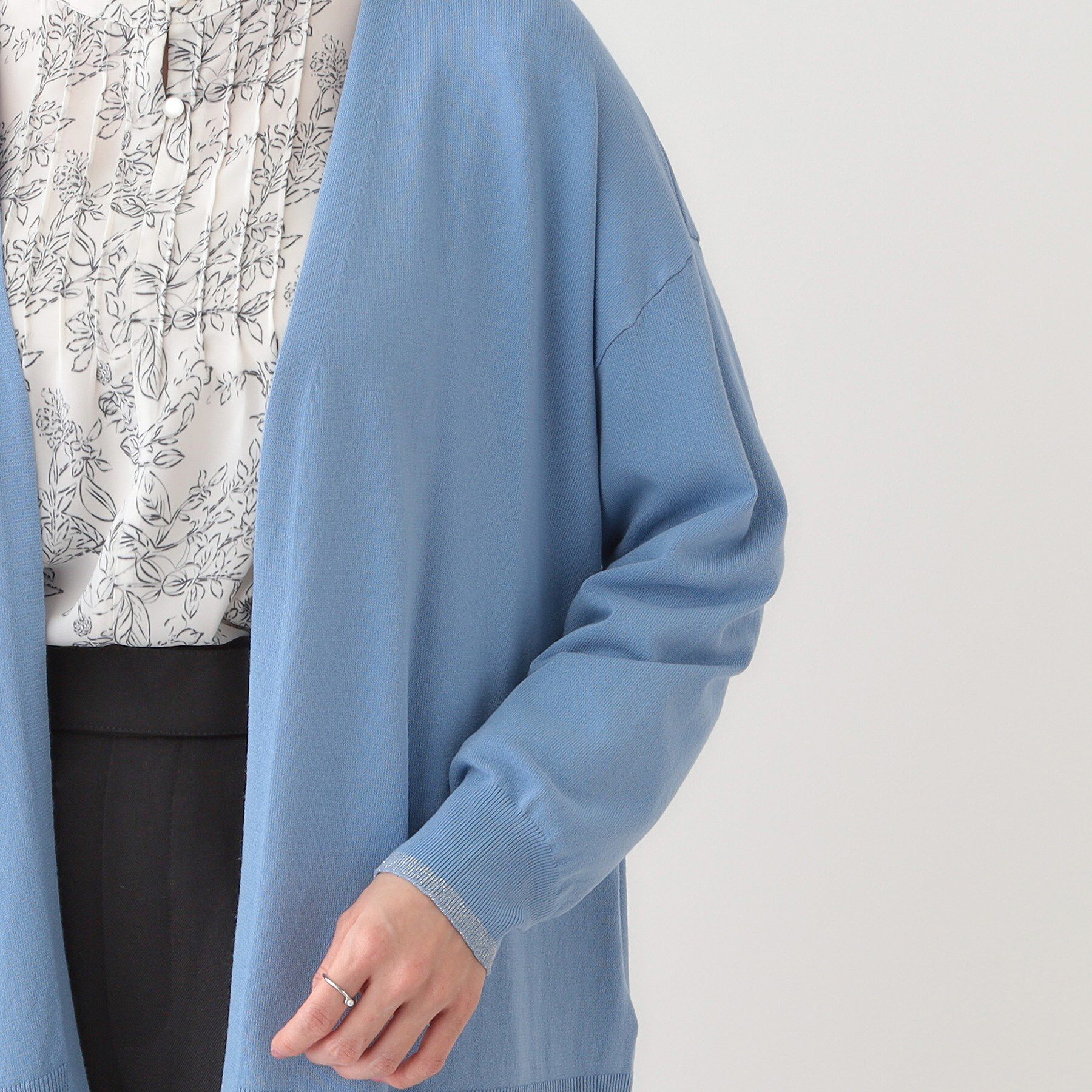 SHOO･LA･RUE「【S-LL】リブのラメが華やかな トッパー ニットカーディガン」|カーディガン|